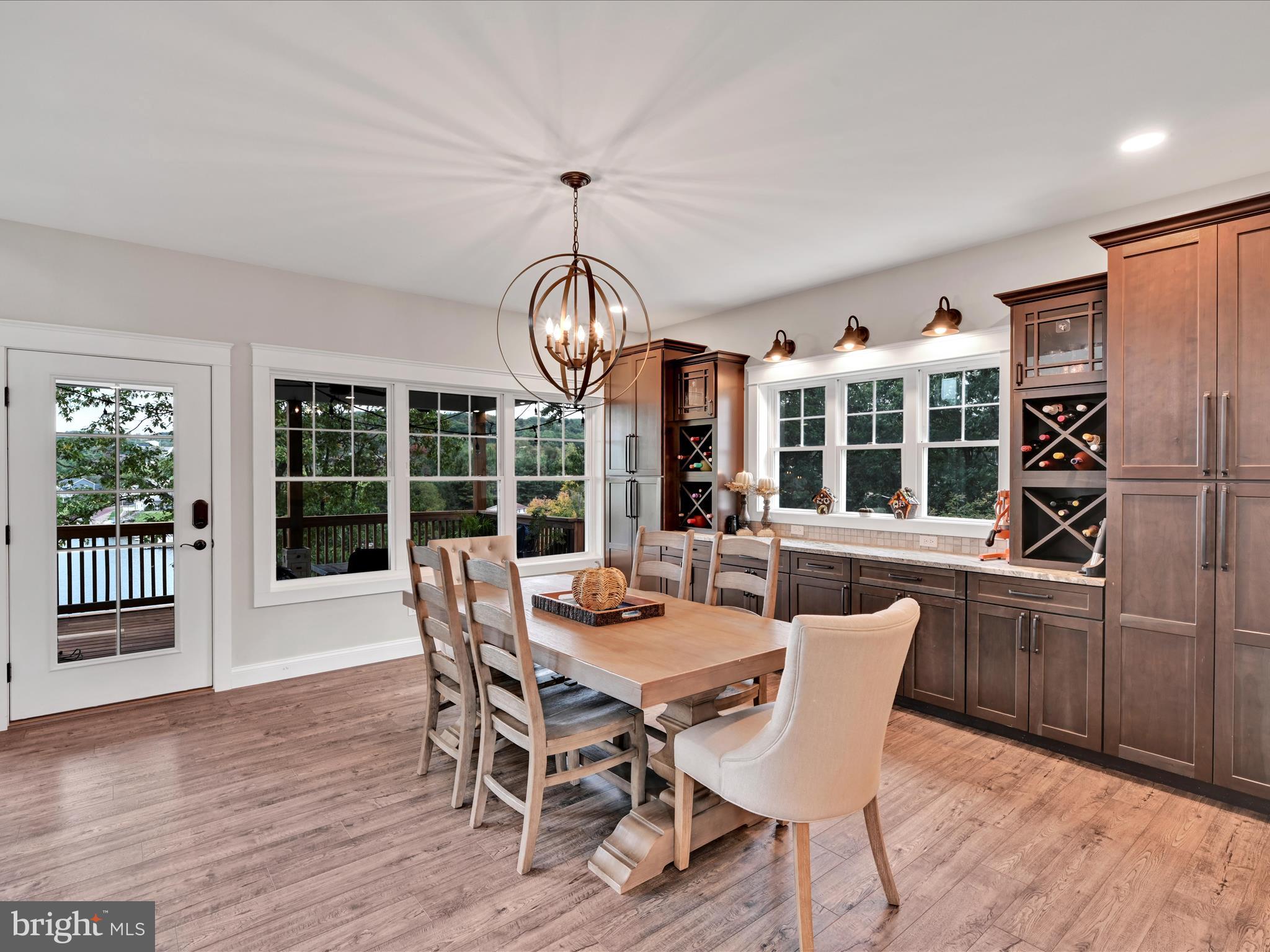 LAKE WYNONAH - Residential