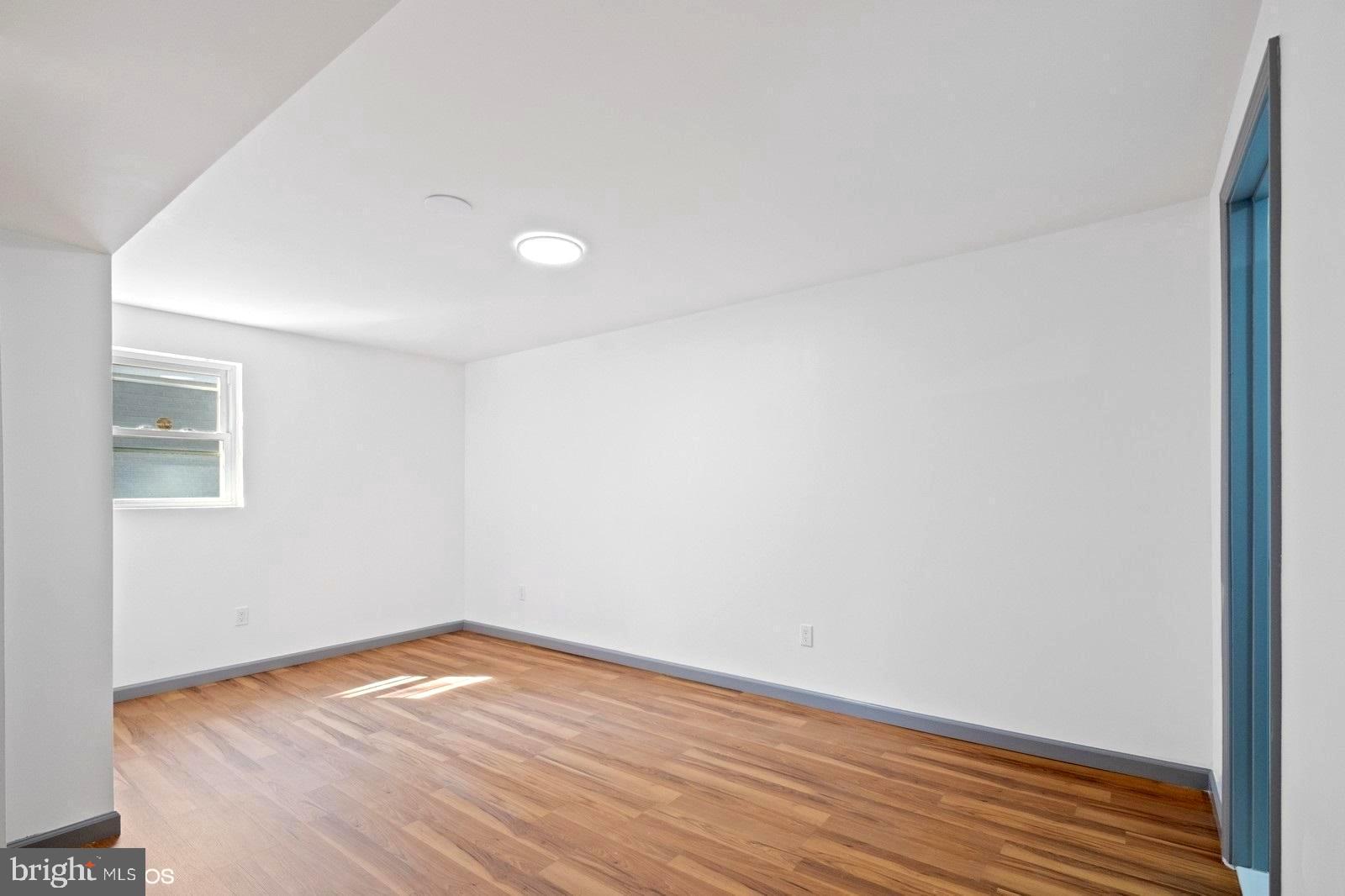 HARTFORD HILLS - Residential