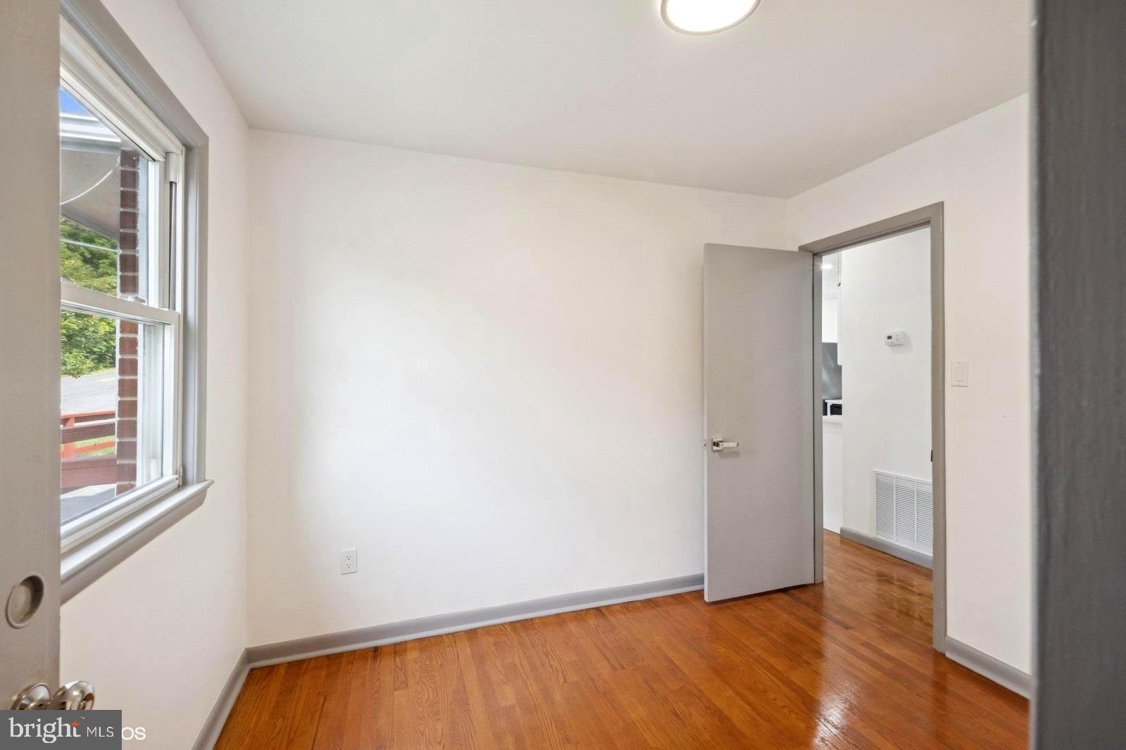 HARTFORD HILLS - Residential