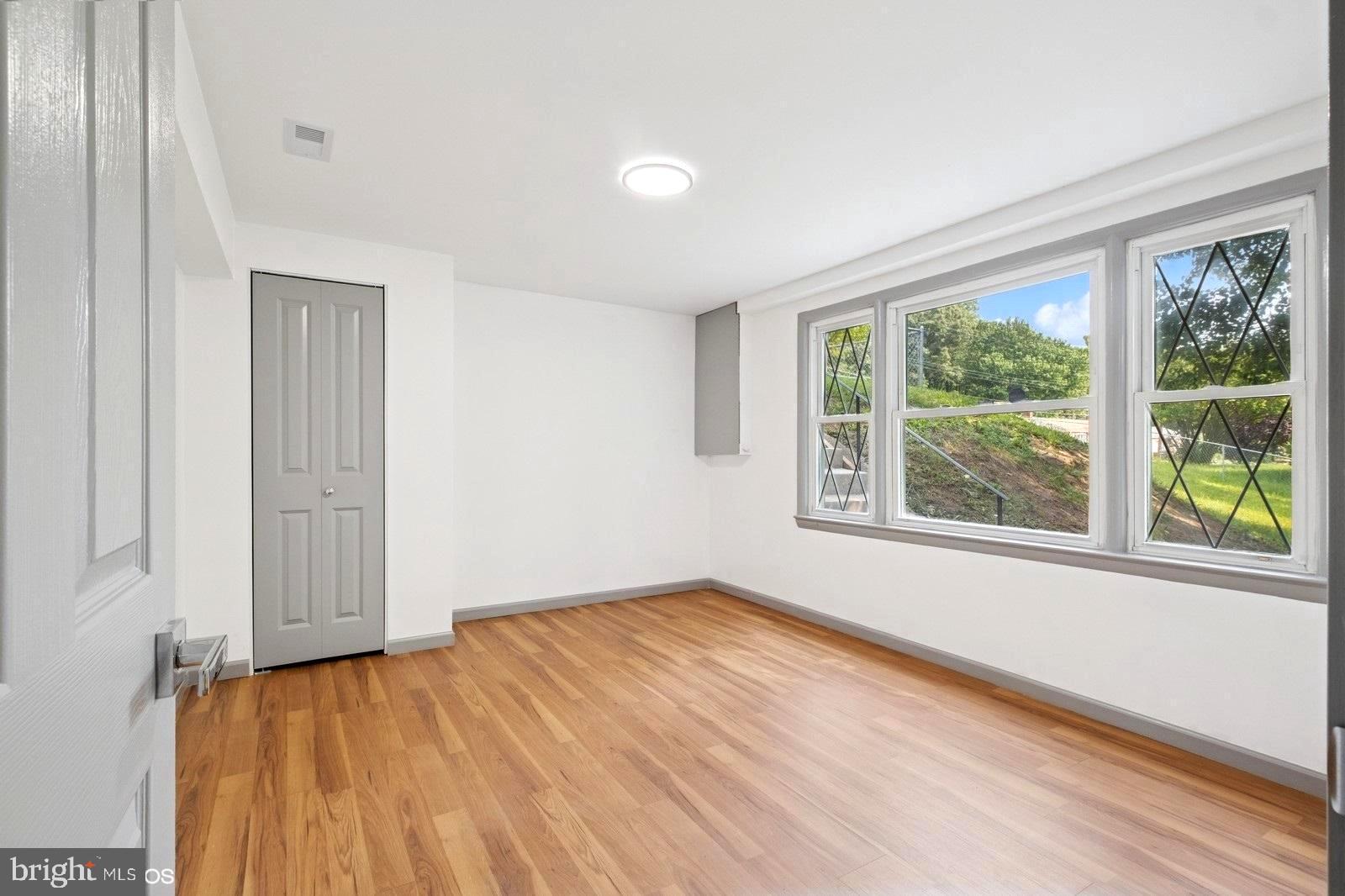 HARTFORD HILLS - Residential