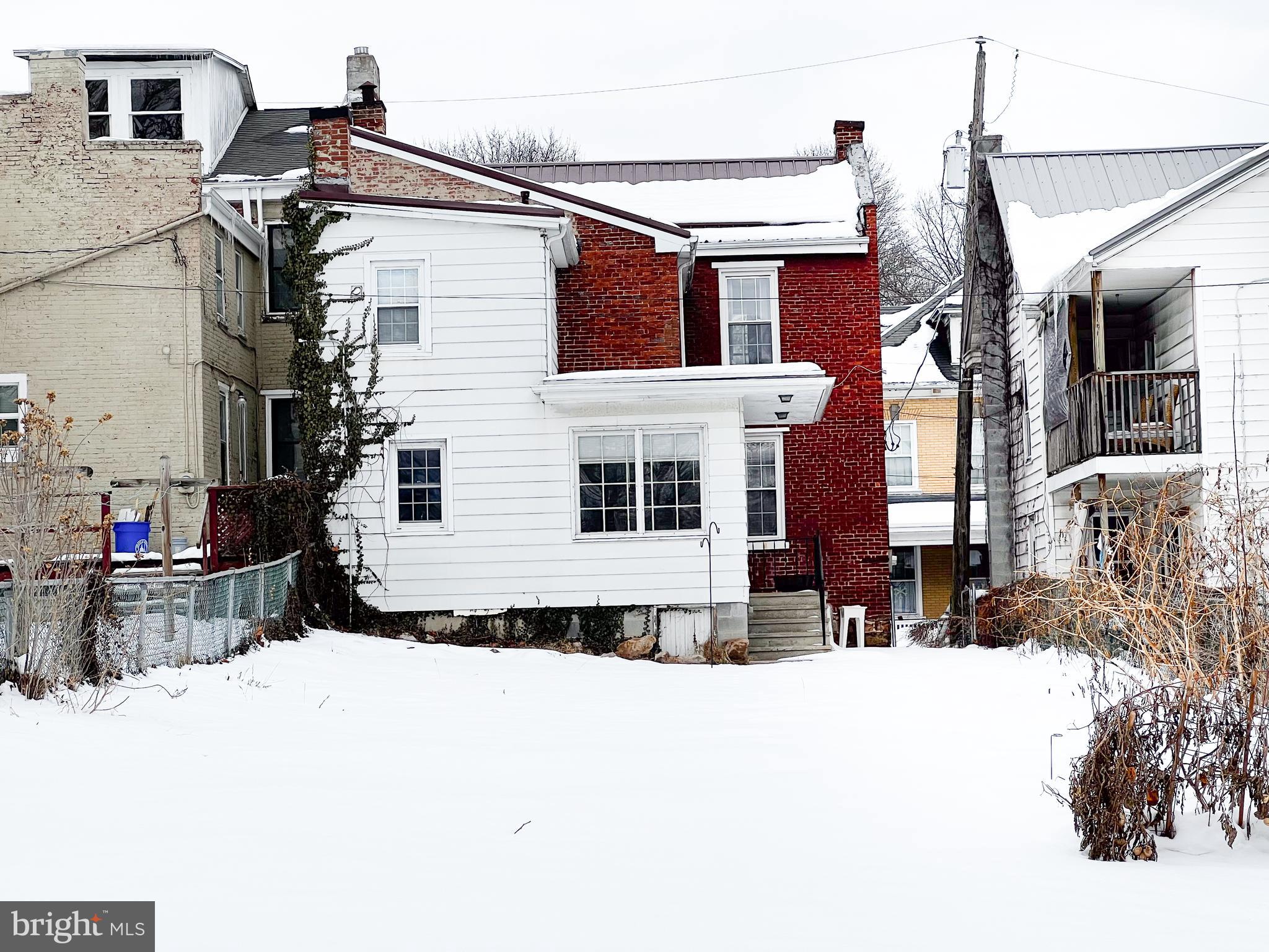 LEWISTOWN BORO - Residential