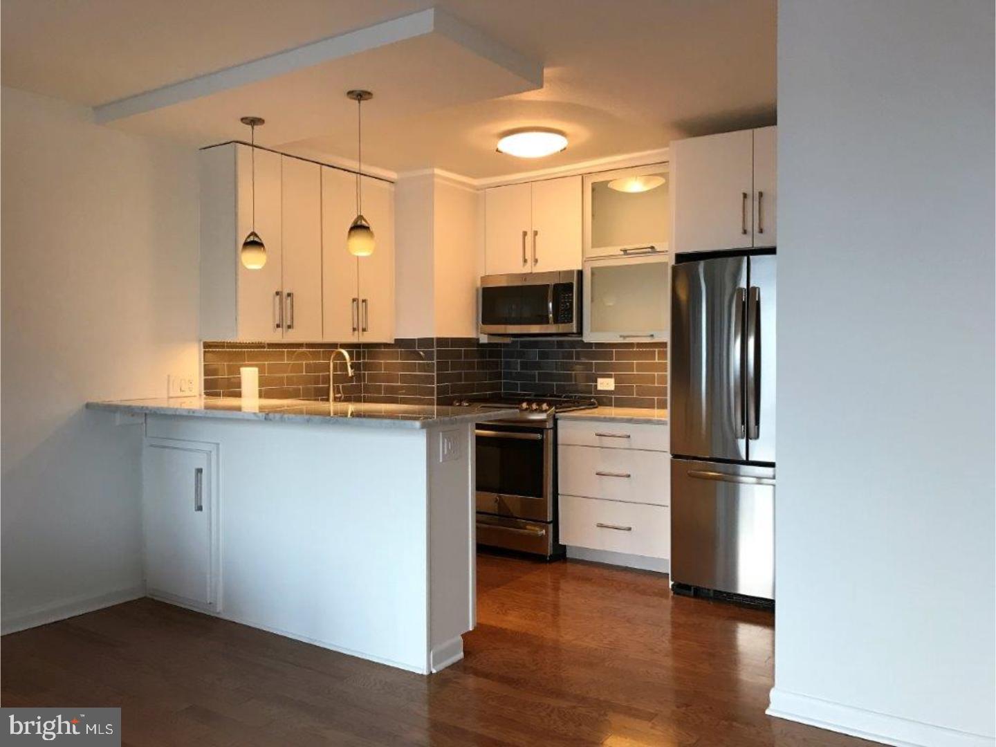 SOCIETY HILL - Residential