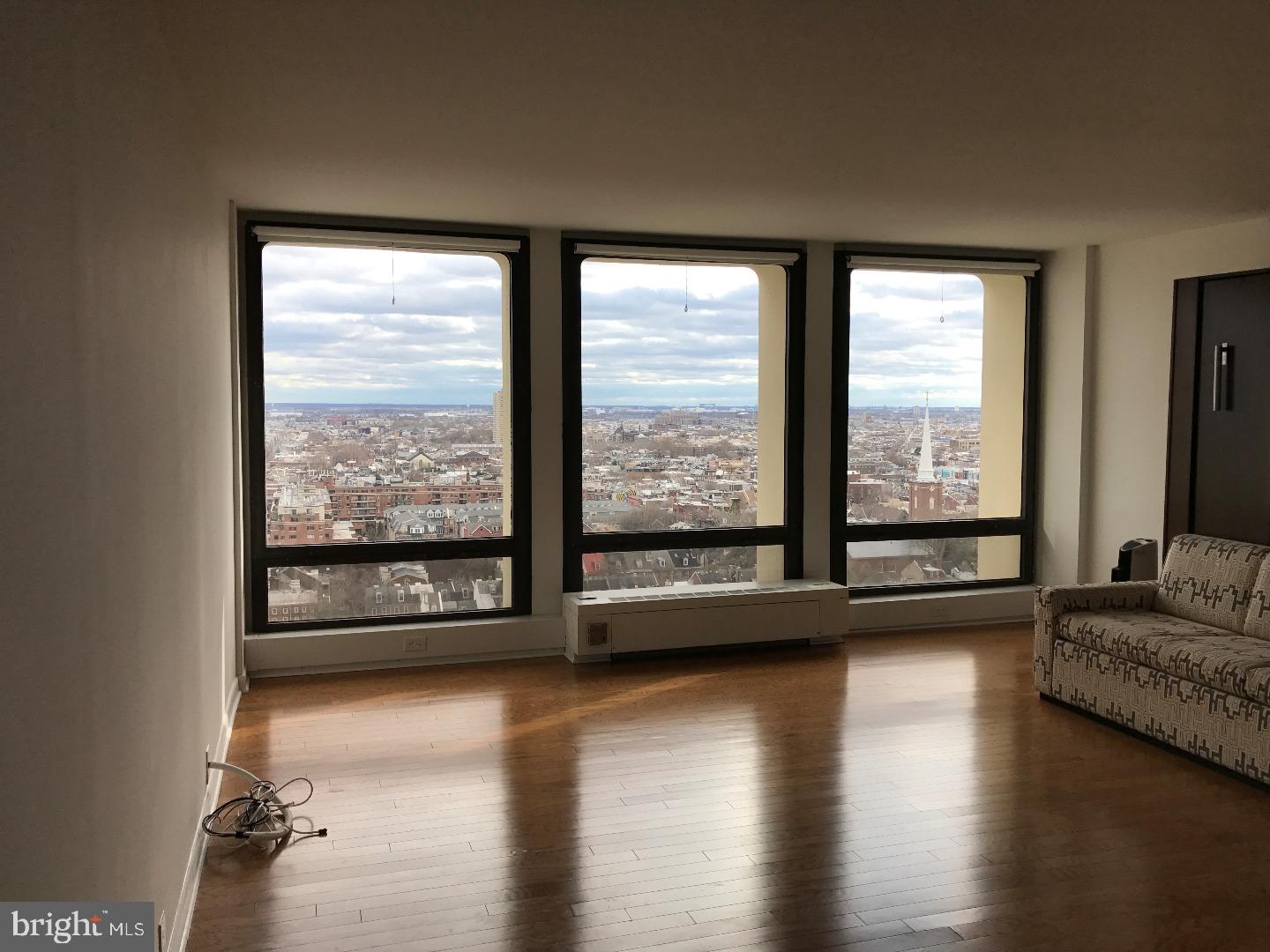 SOCIETY HILL - Residential