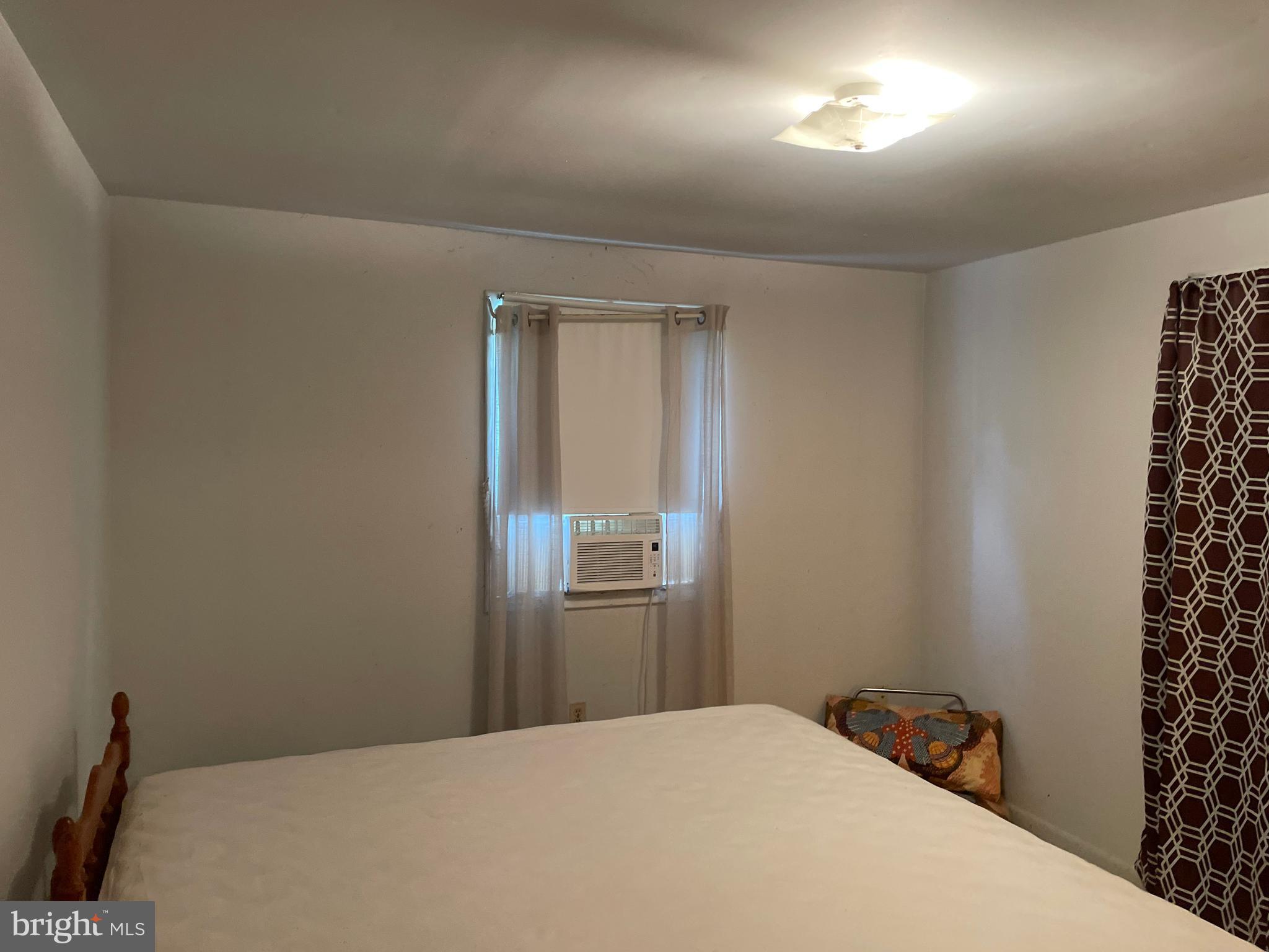 MILL POINT SHORES - Residential