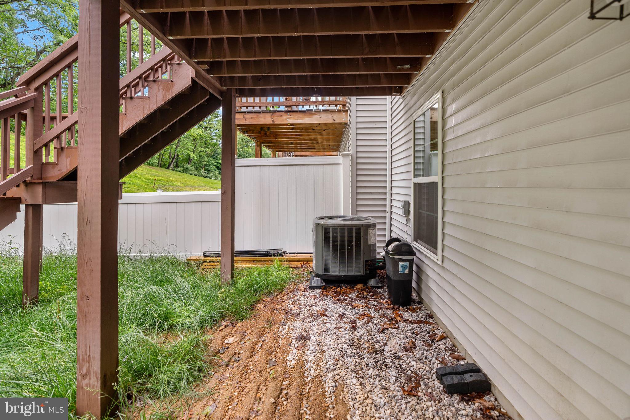 BRIDLE CREEK - Residential Lease