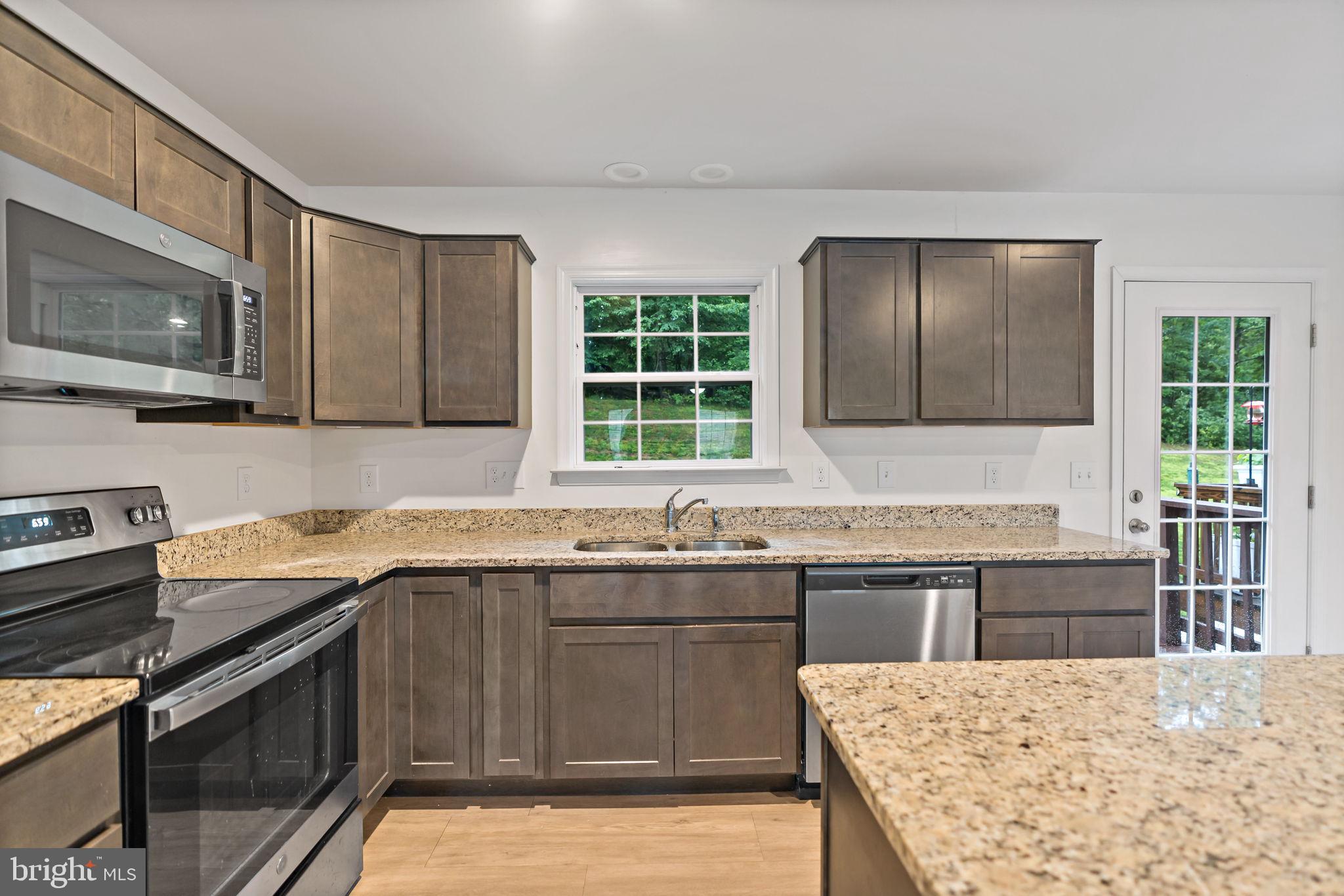 BRIDLE CREEK - Residential Lease