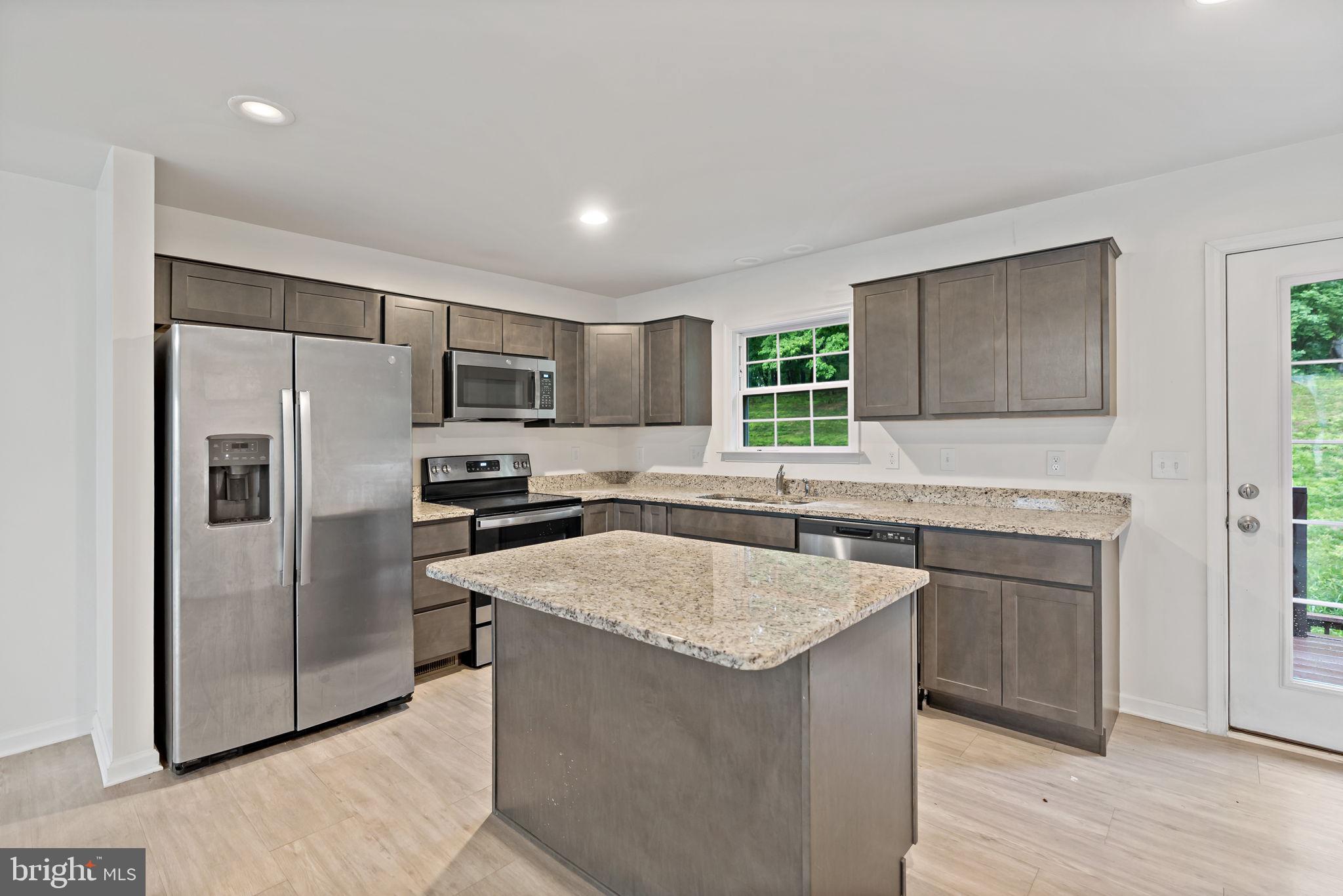 BRIDLE CREEK - Residential Lease