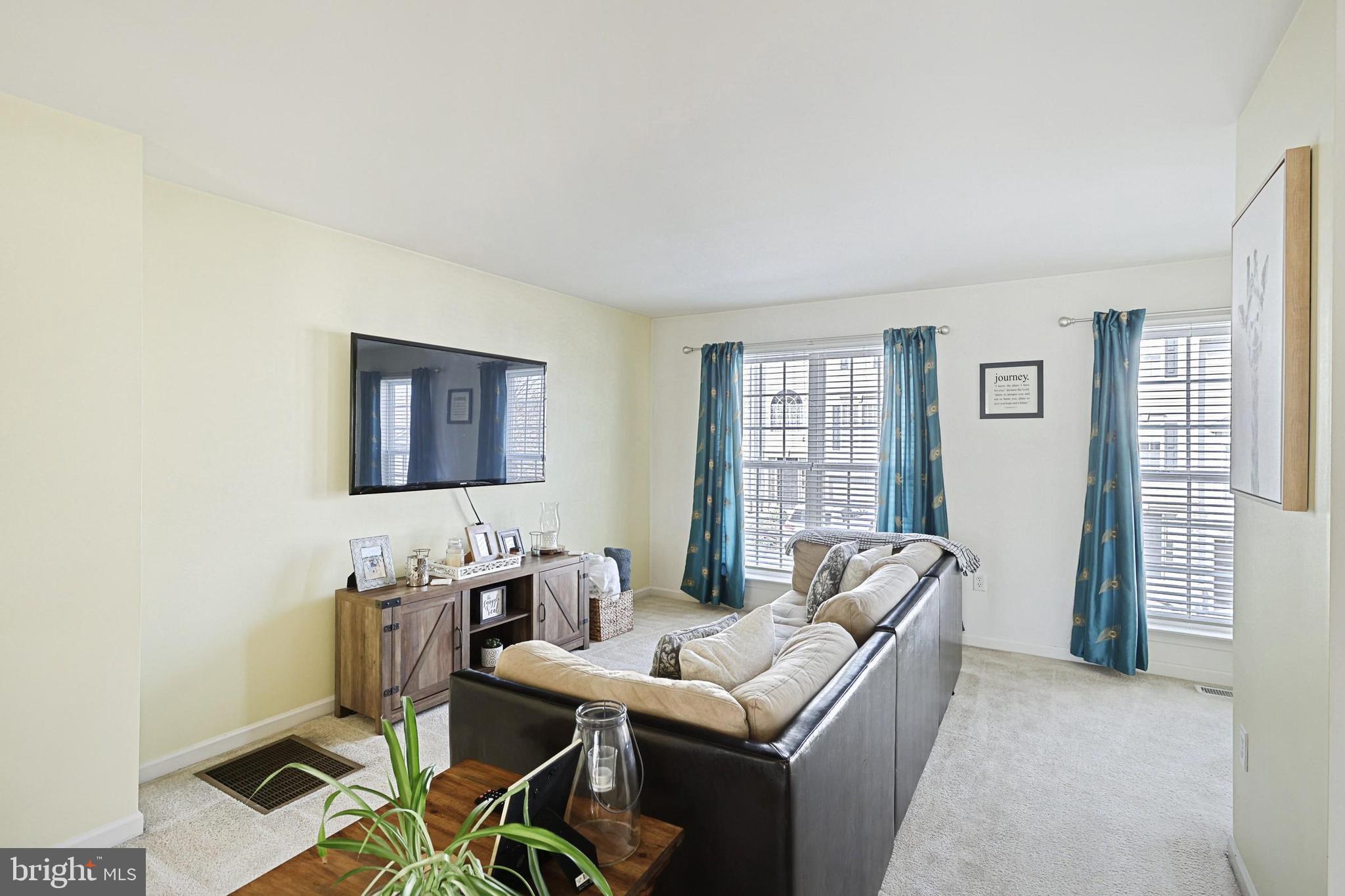 HUNT CLUB - Residential