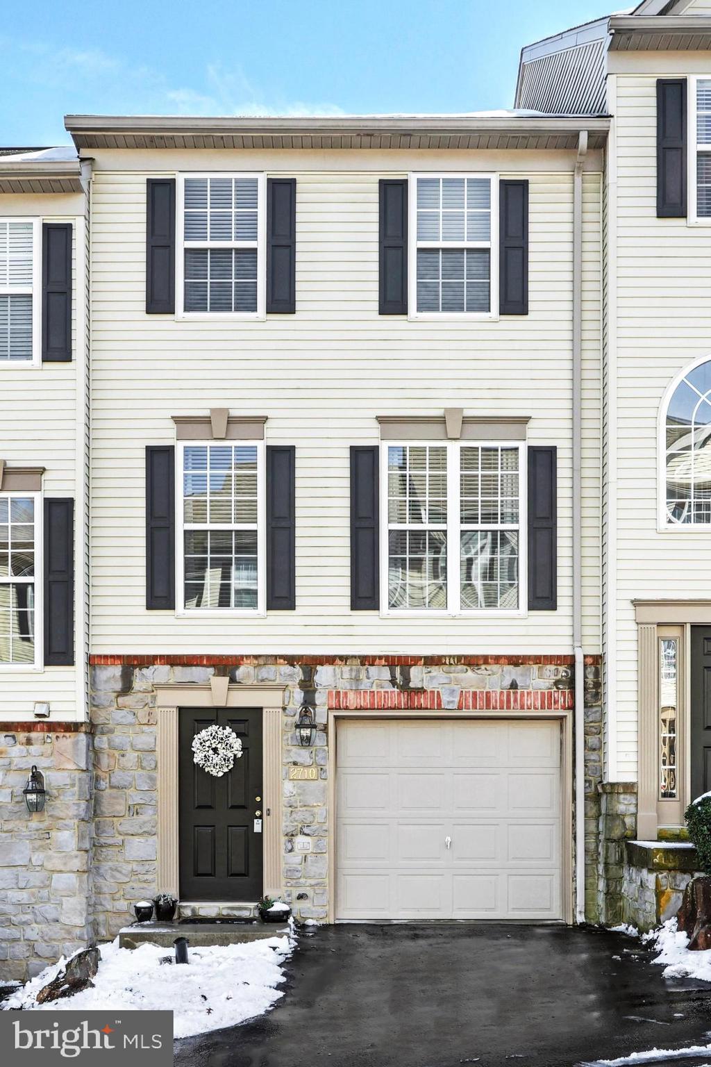 HUNT CLUB - Residential