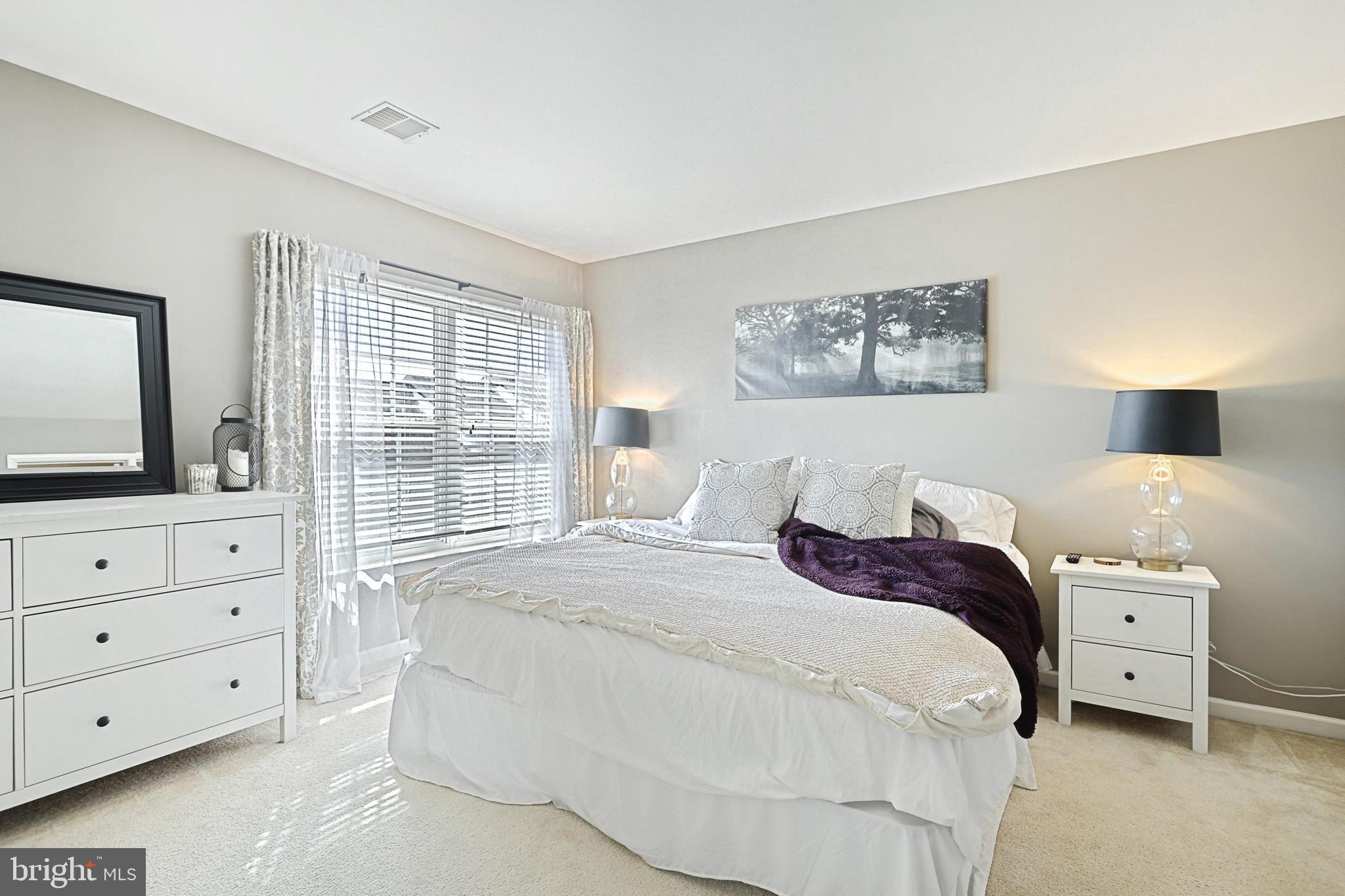 HUNT CLUB - Residential