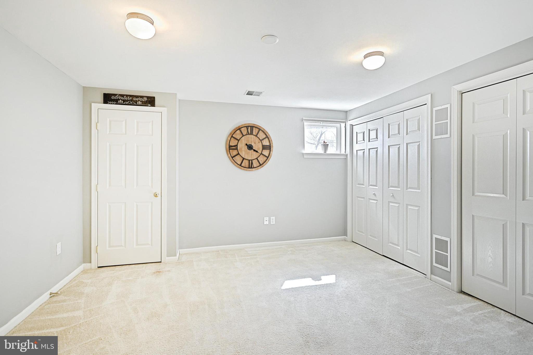 HUNT CLUB - Residential