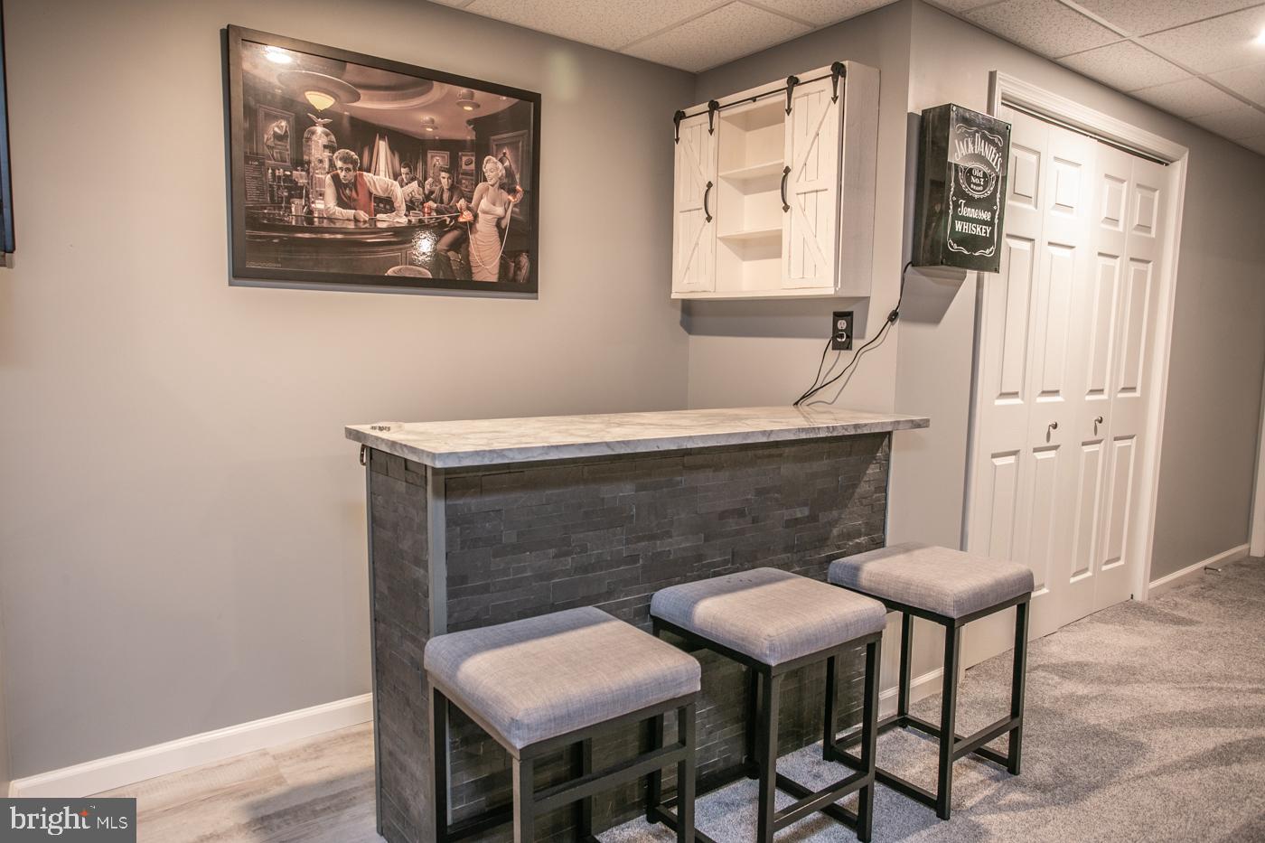 PRESTON COURT - Residential