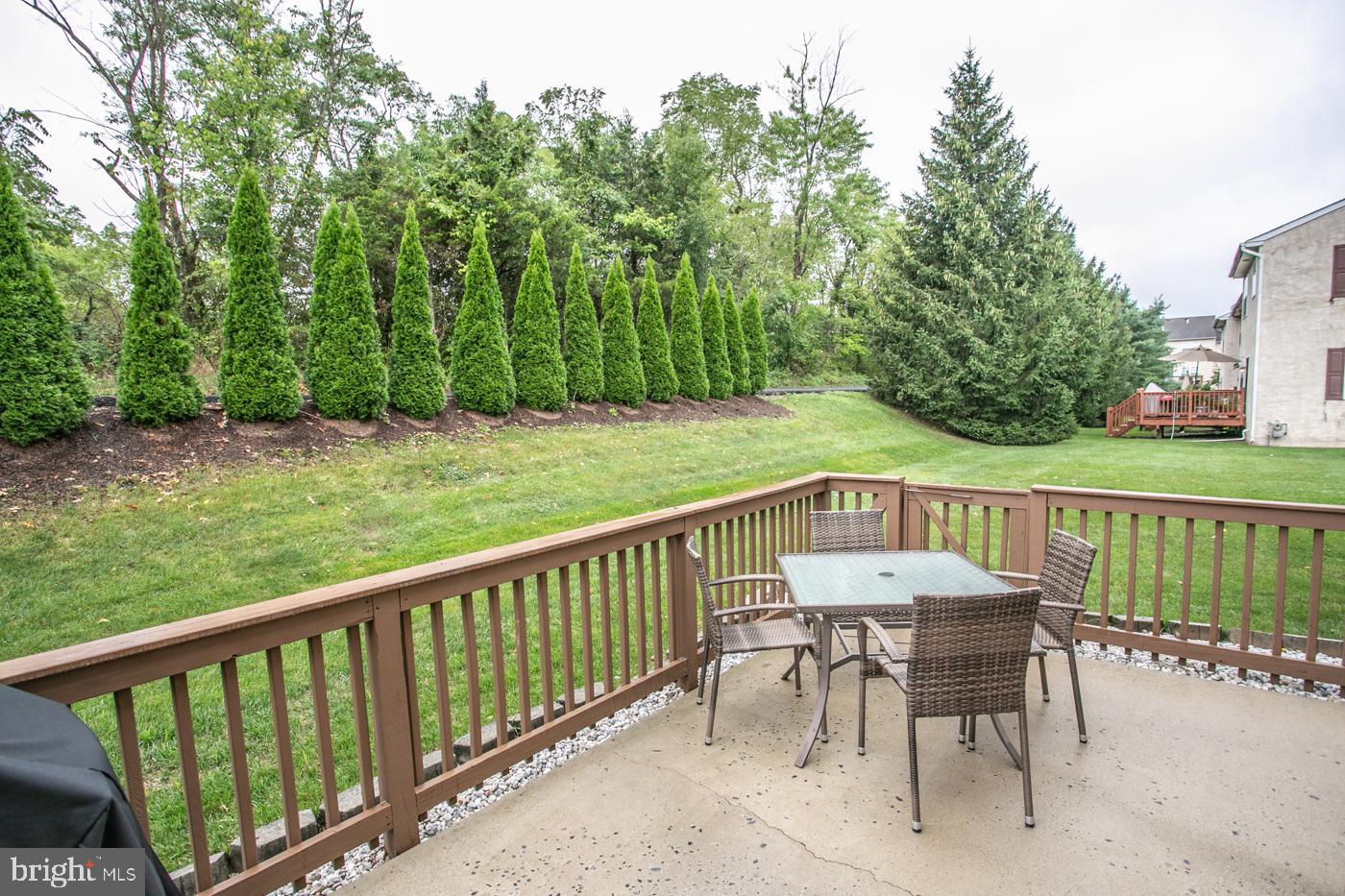 PRESTON COURT - Residential