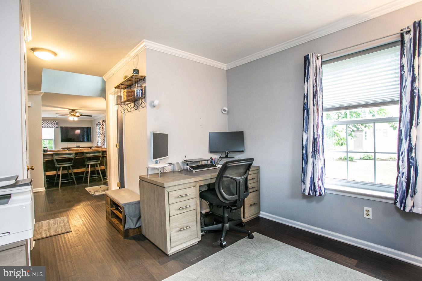 PRESTON COURT - Residential