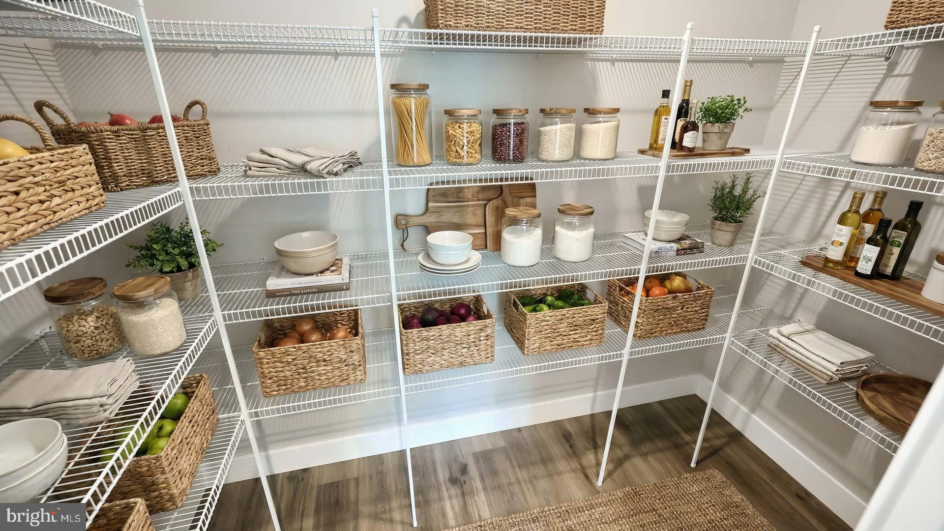 WINDING CREEK - Residential