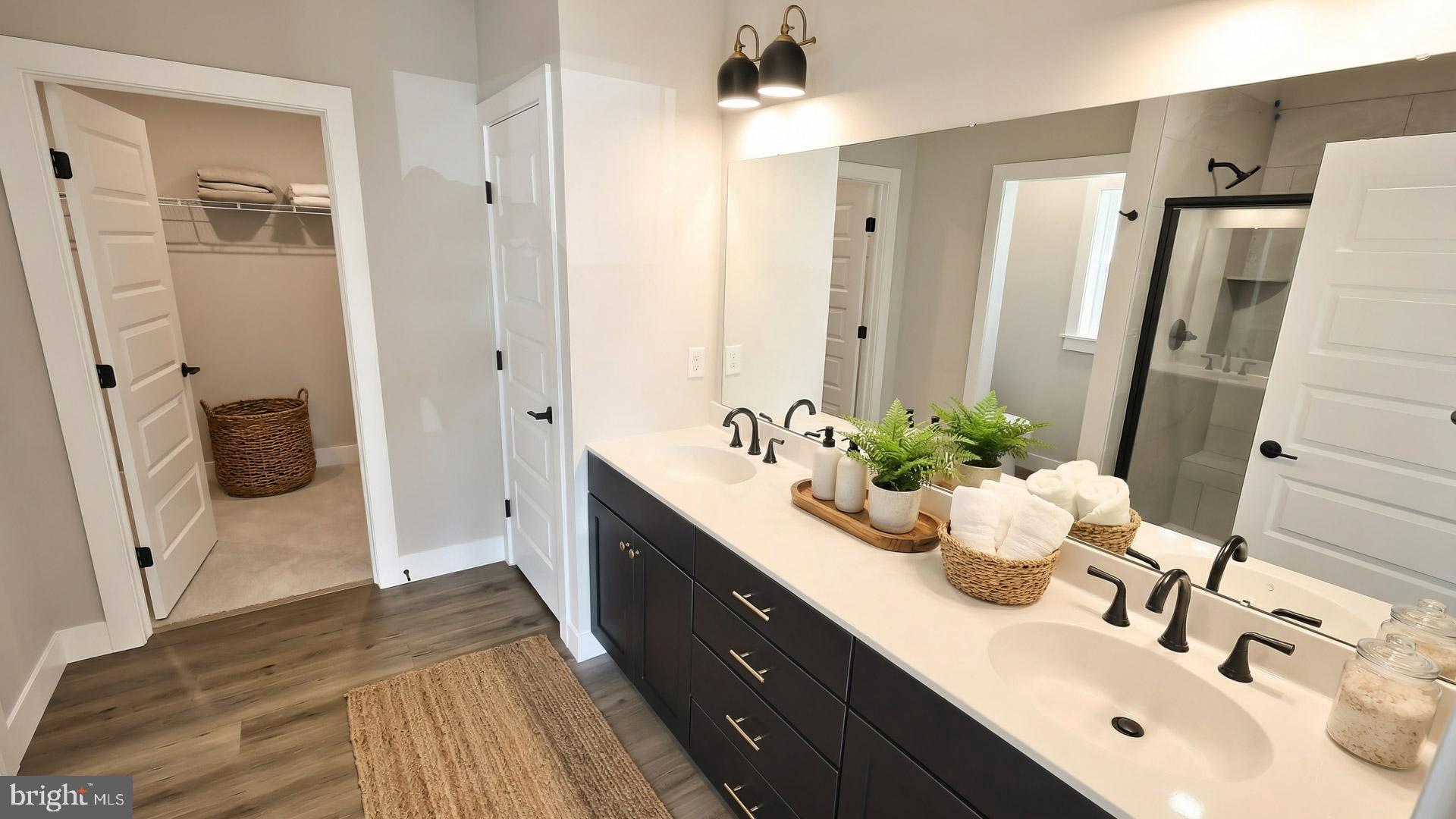 WINDING CREEK - Residential