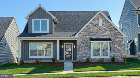 504 HAMILTON LANE ANNVILLE PA 17003