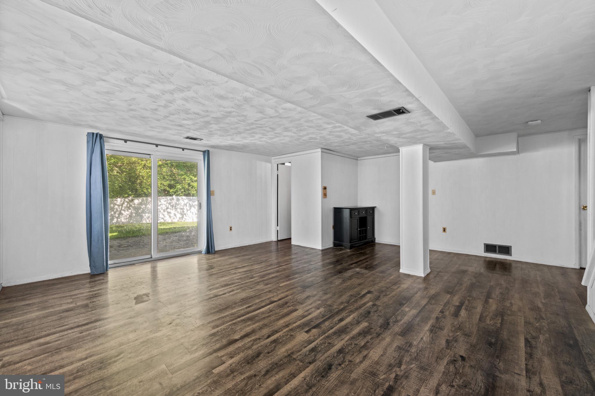 RIPPLING ESTATES - Residential