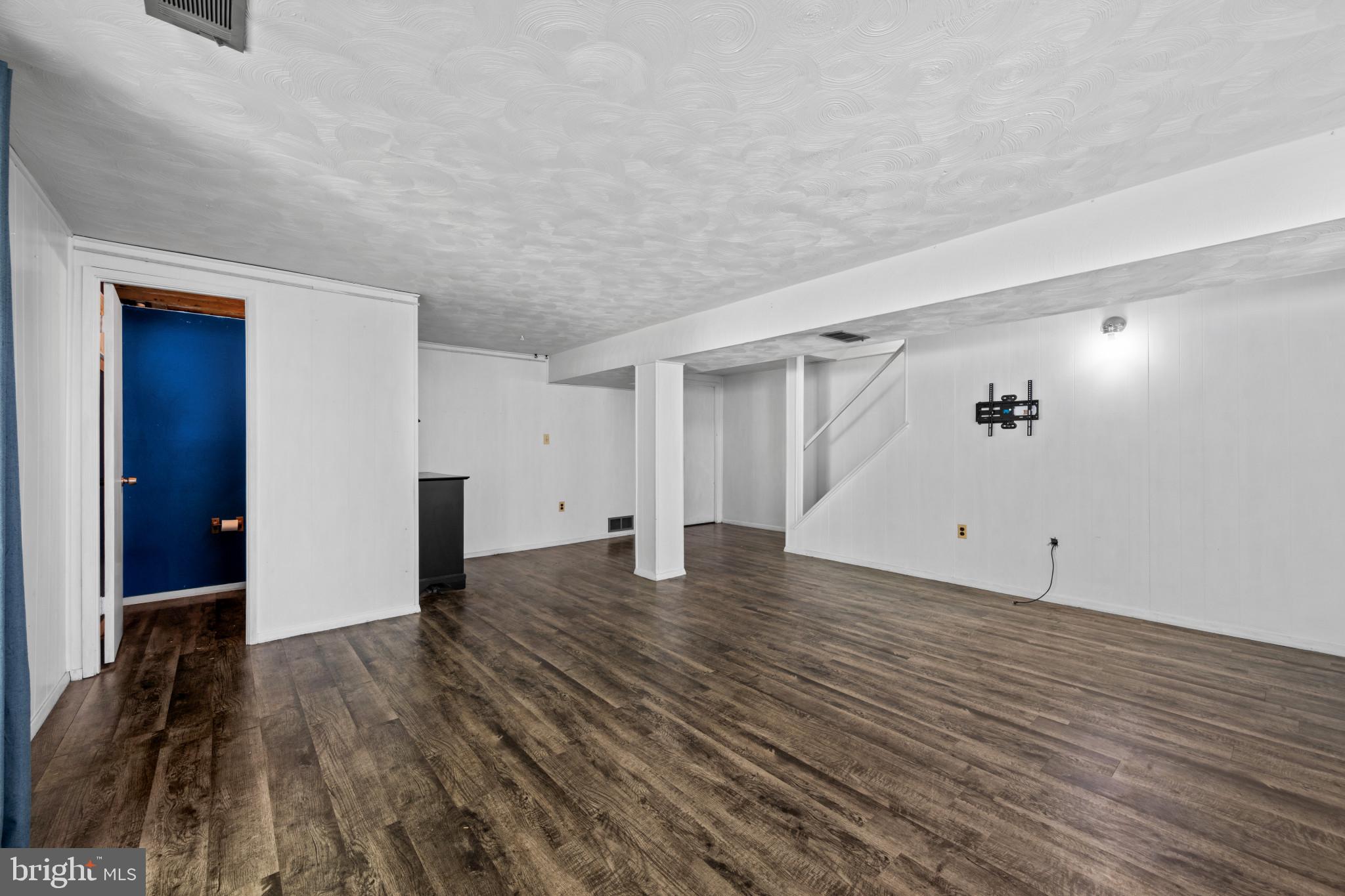 RIPPLING ESTATES - Residential
