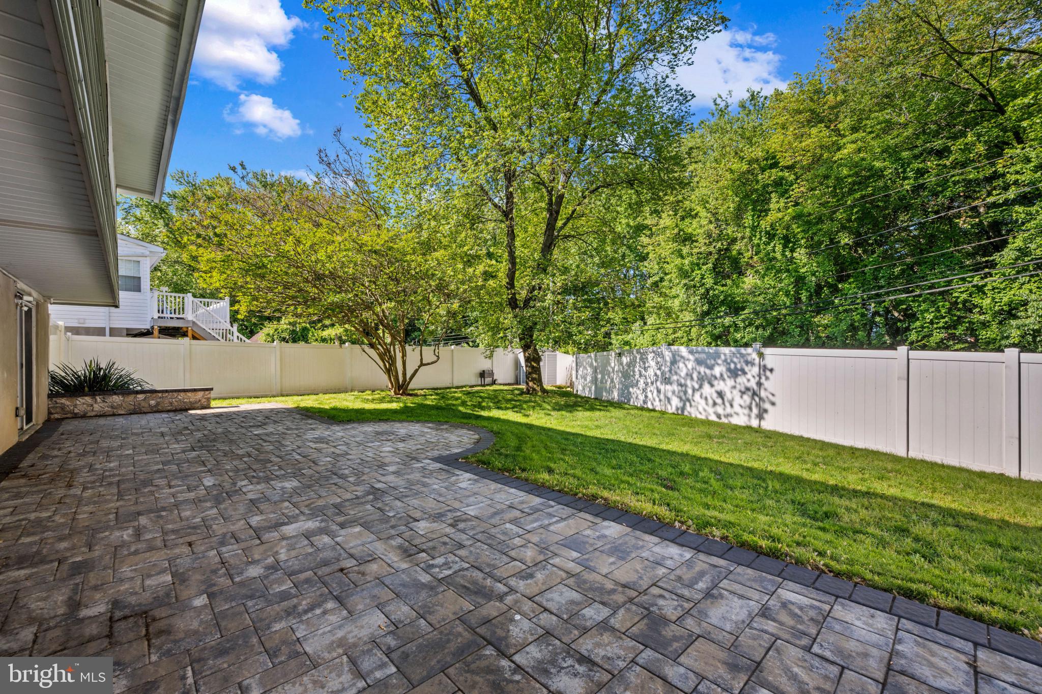 RIPPLING ESTATES - Residential