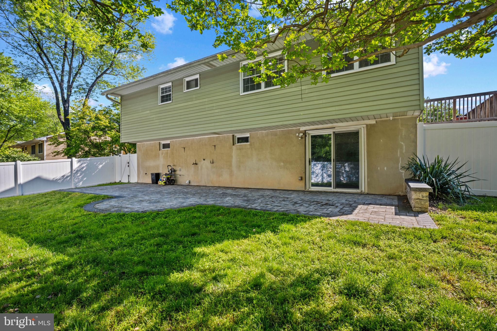 RIPPLING ESTATES - Residential