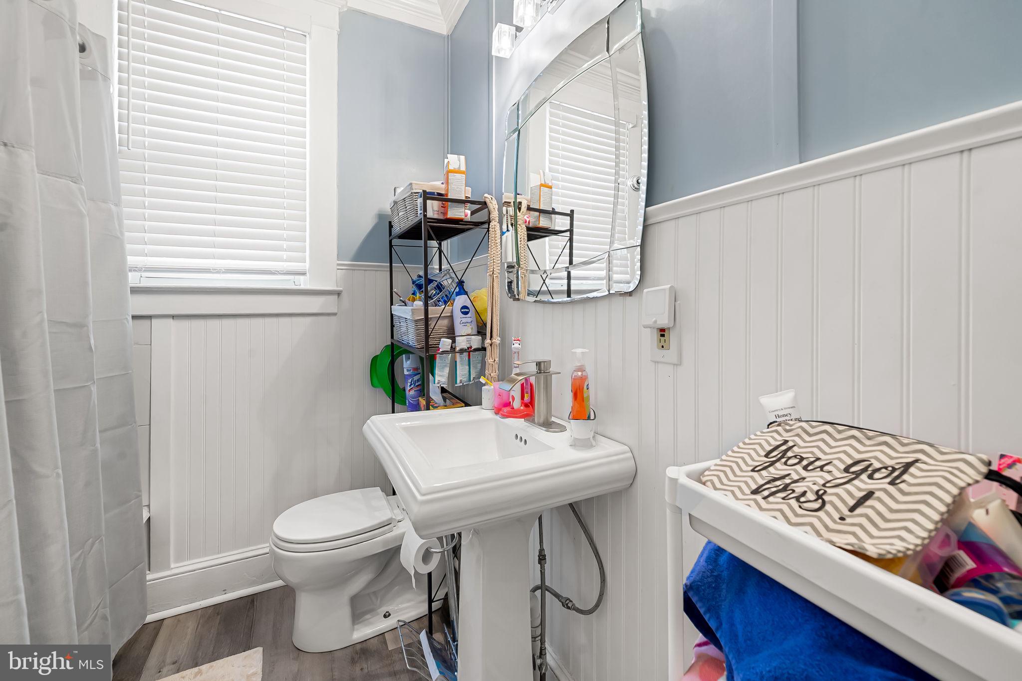 LAKE EVESHAM - Residential Lease