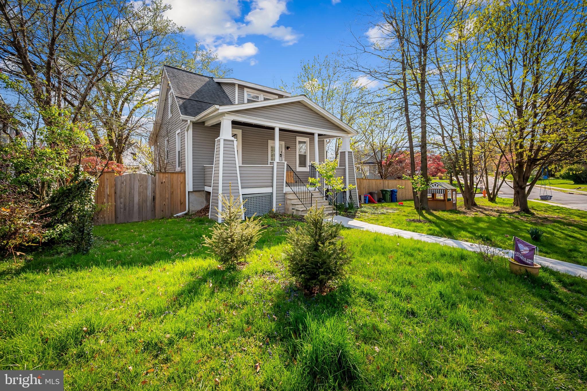 LAKE EVESHAM - Residential Lease