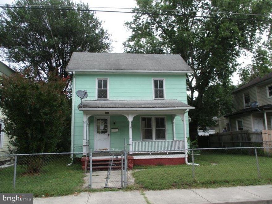 This home has great bones! Front porch, living room, dining room, eat-in kitchen and powder room encompass the main floor. There's a back porch plus separate utiulity room with water heater and washer, dryer hook ups.  The second floor offers 4 bedrooms plus one full bath.  The attic is floored.  This home has hardowood throughout, both upstairs & downstairs. The lot is fenced and LARGE.  This home has nothing but potential for the right buyer.  Close to downtown, schools, hospitals, Salisbury Zoo, great food & entertainment are near.  Contact your real estate agent for a showing, this won't last long at this price! Multiple offers received. Highest, finak & best offers due for submission to Seller Monday @ 9 AM EST.
