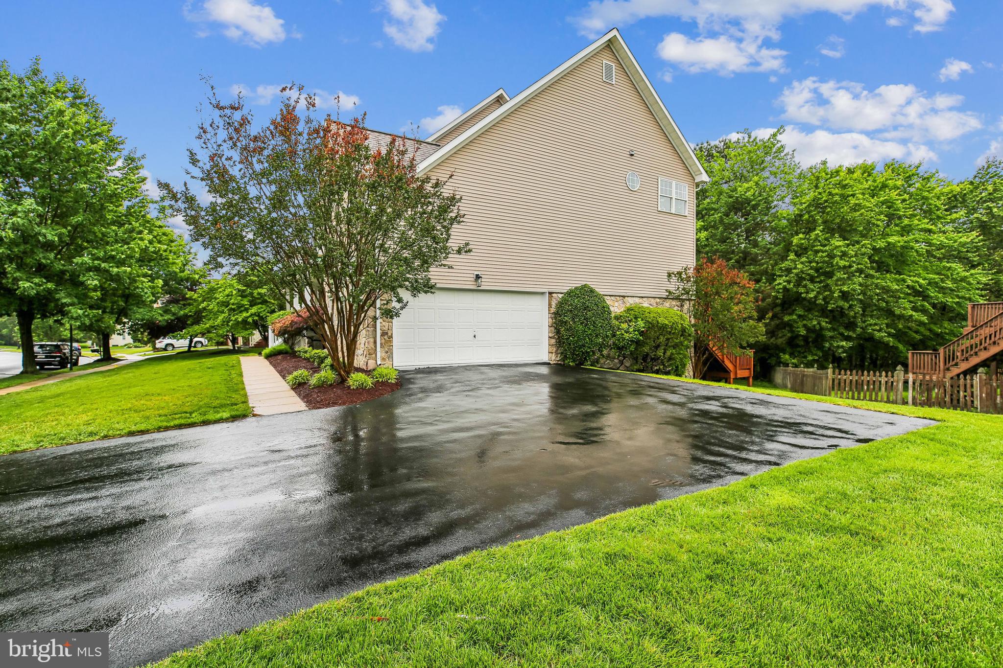 STONEBRIDGE - Residential