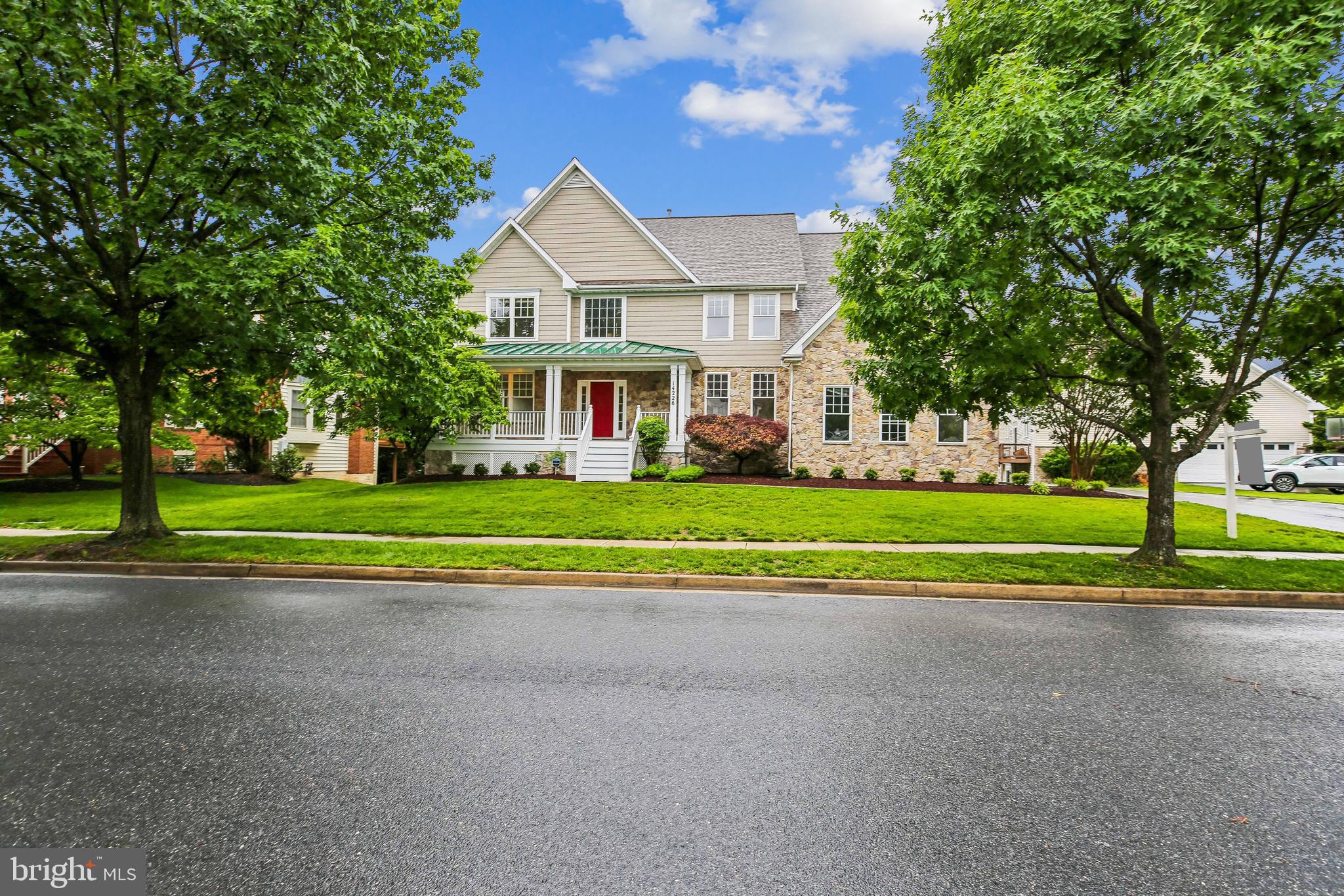 STONEBRIDGE - Residential