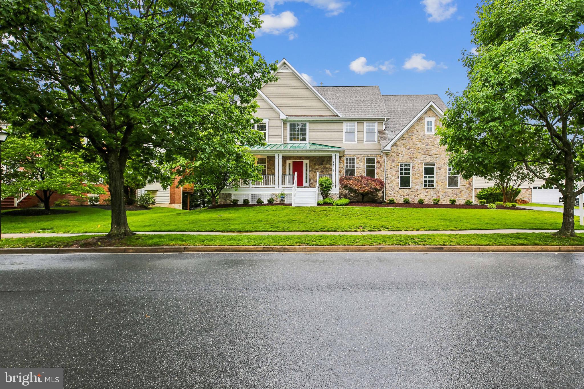 STONEBRIDGE - Residential