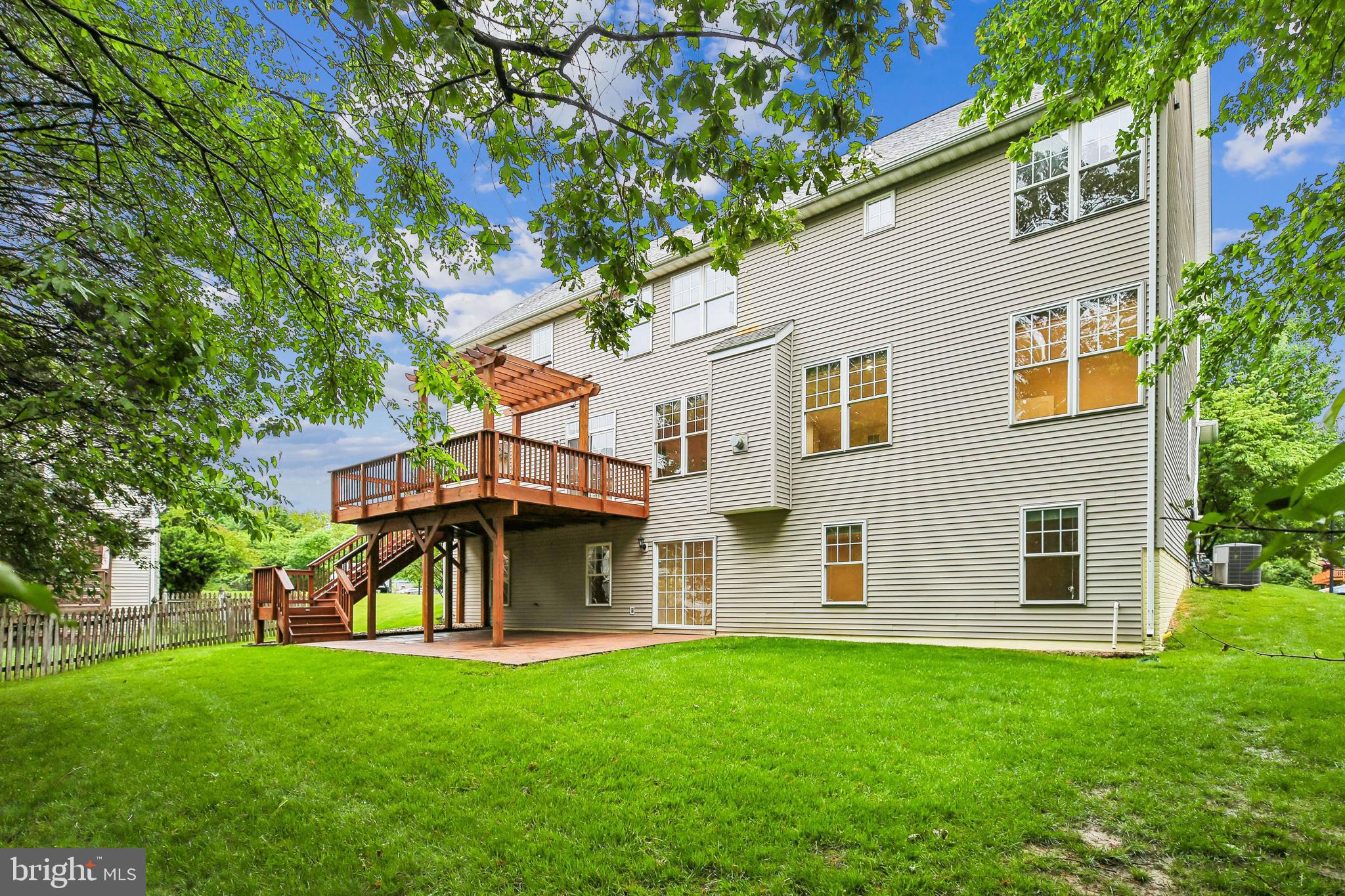 STONEBRIDGE - Residential