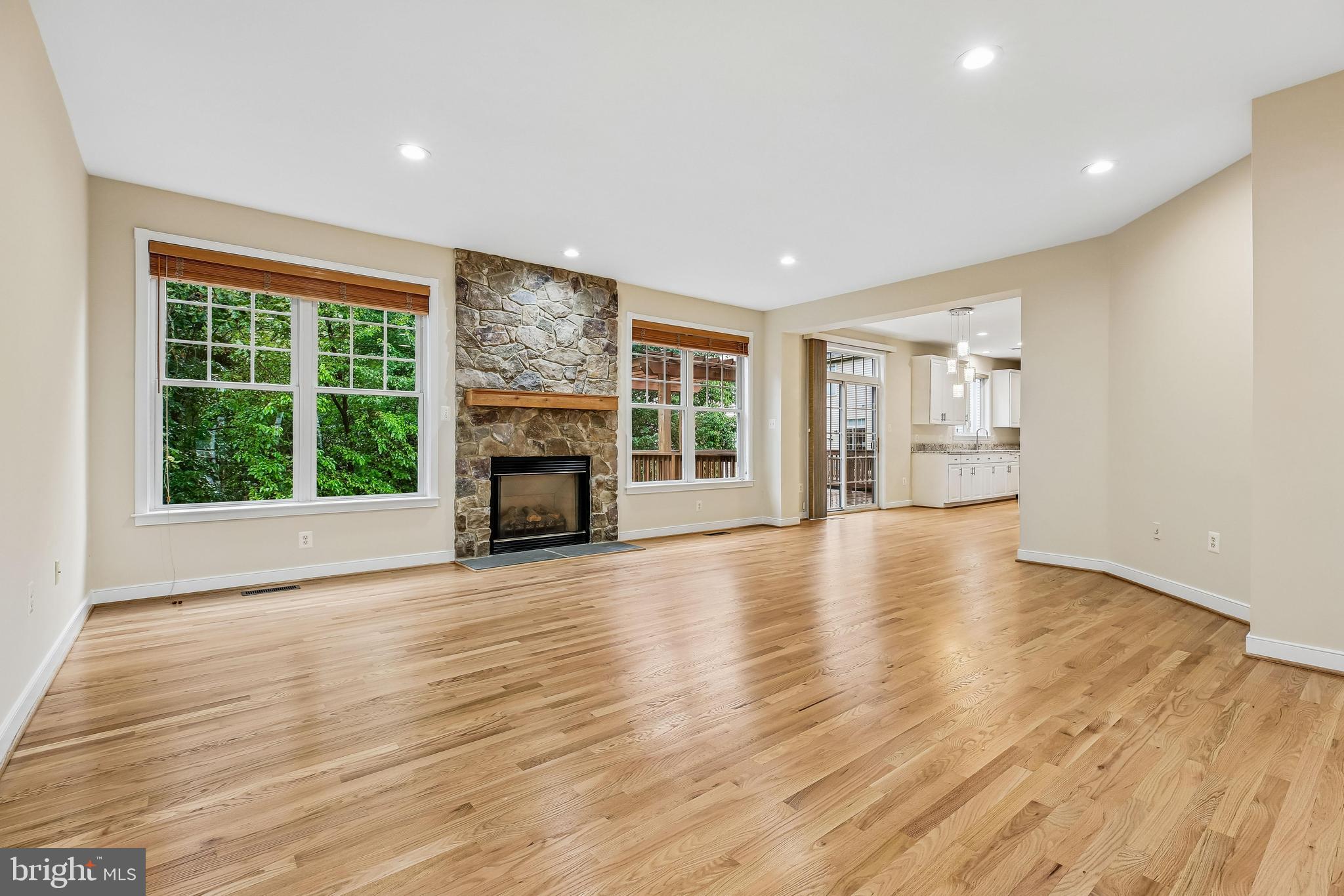 STONEBRIDGE - Residential