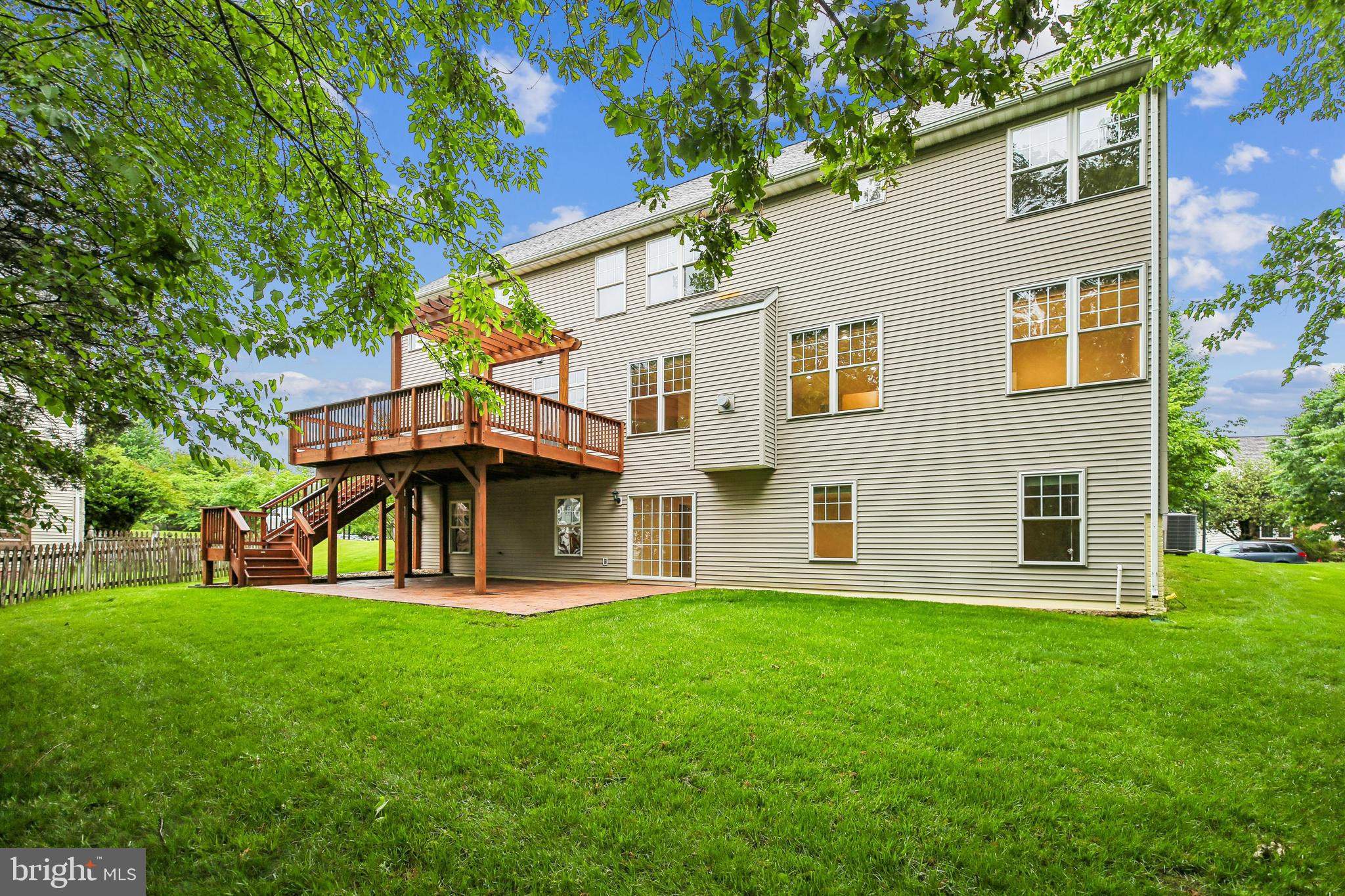 STONEBRIDGE - Residential