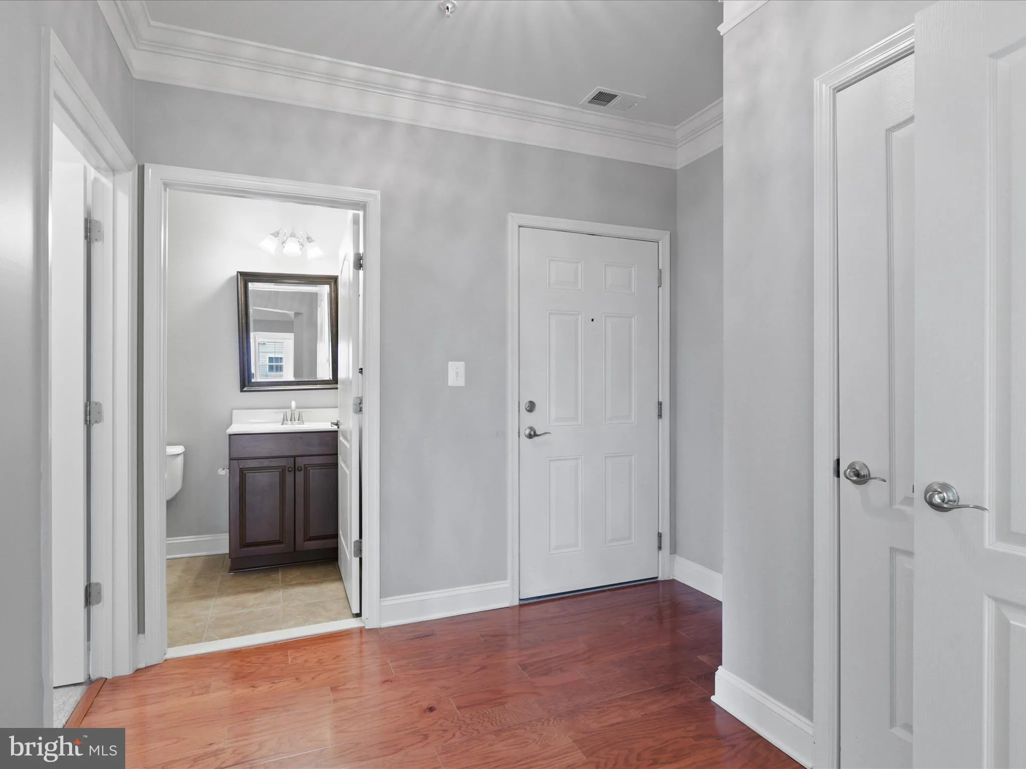 Manassas, Virginia 20110, United States, 3 Bedrooms Bedrooms, ,2 BathroomsBathrooms,Residential,Pending,213854