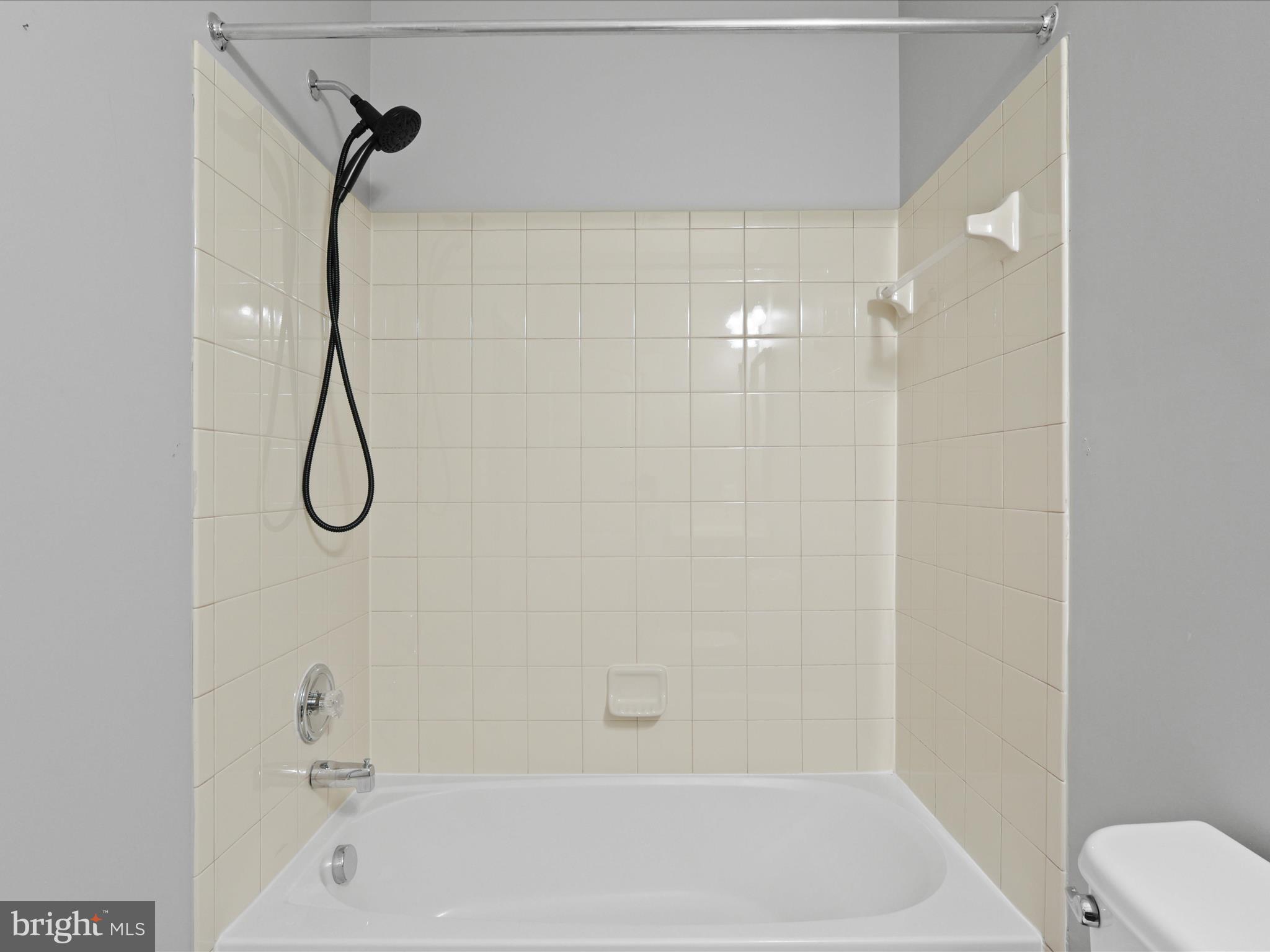 THE GATHERINGS - Residential Lease