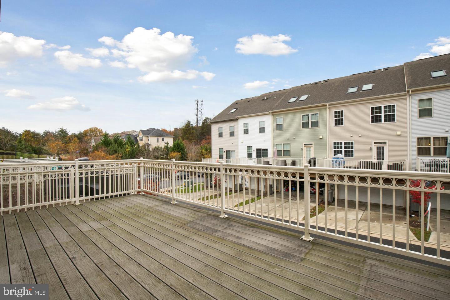 TRIANGLE HIGHLANDS CONDO - Residential