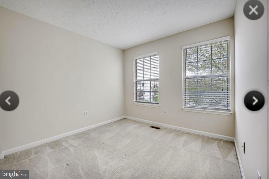 SENTRY RIDGE - Residential Lease