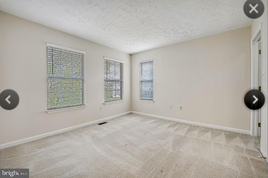 SENTRY RIDGE - Residential Lease