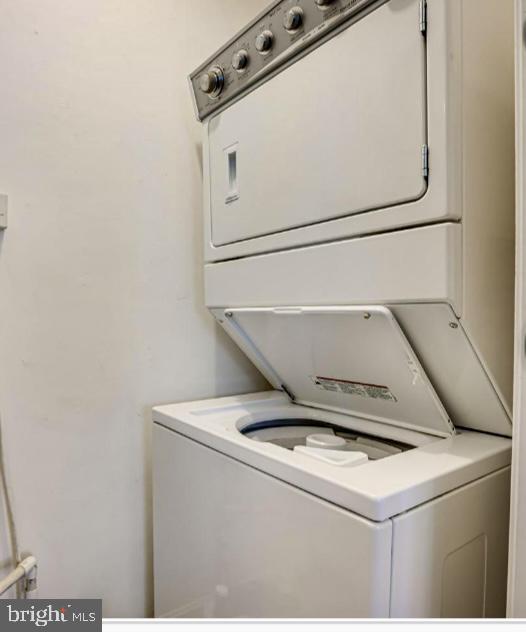 SENTRY RIDGE - Residential Lease