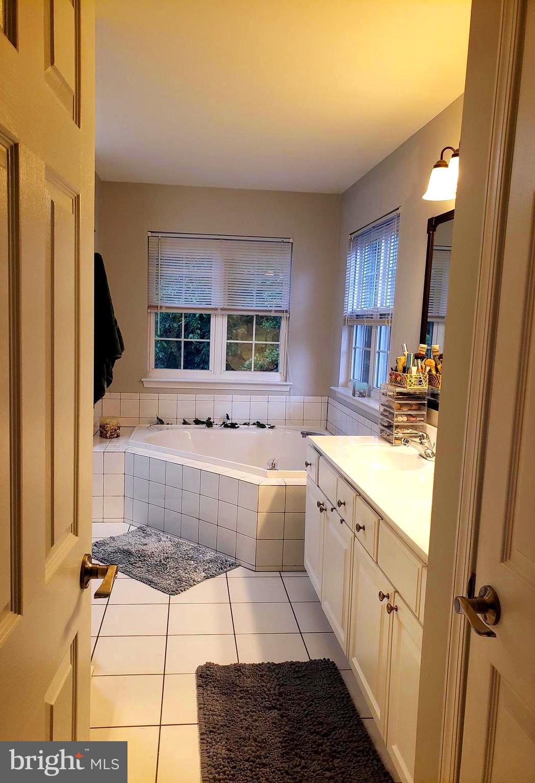 HIGH POINT - Residential