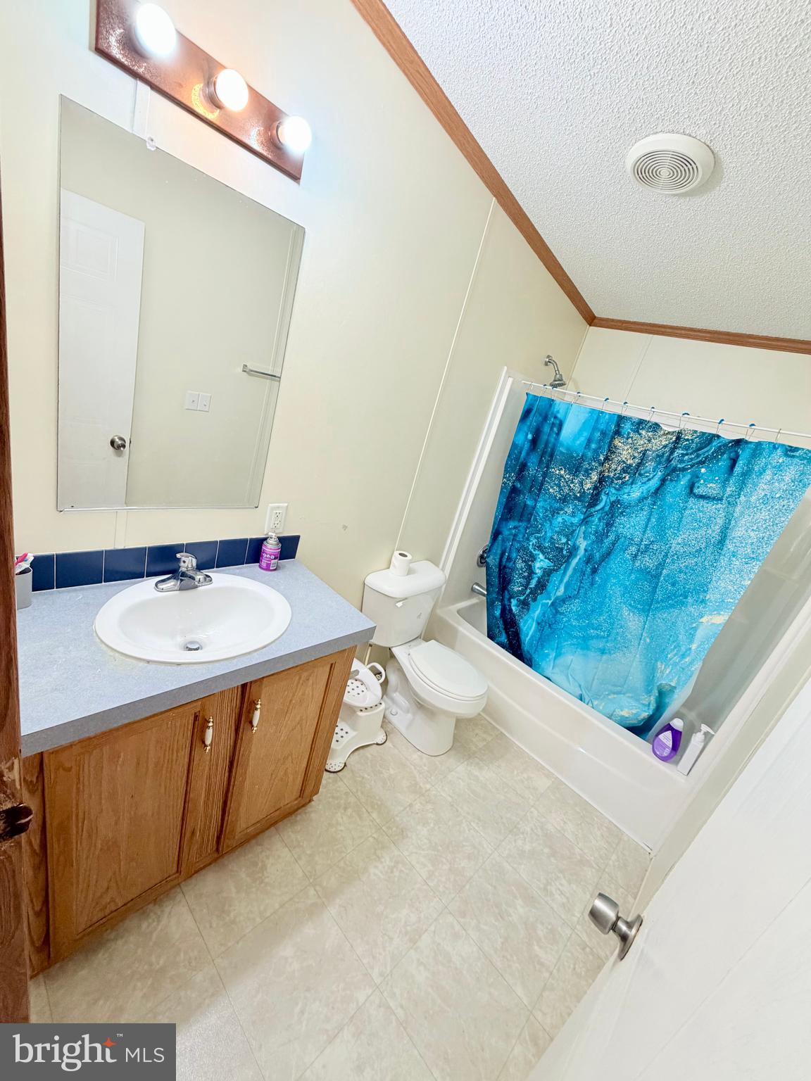 GRAYSON VILLAGE - Residential