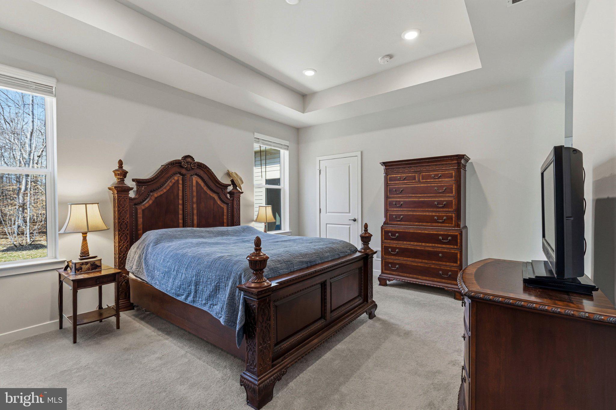 THE CASCADES - Residential