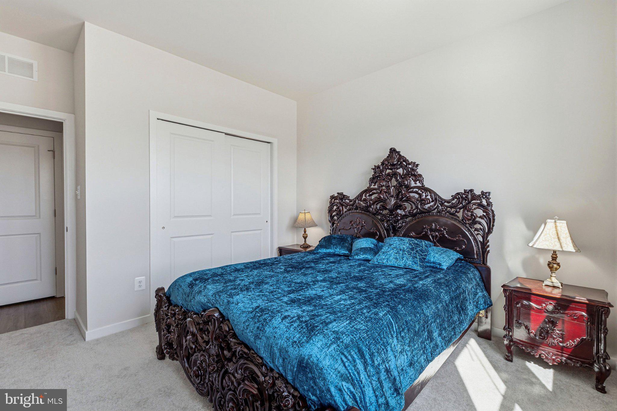 THE CASCADES - Residential