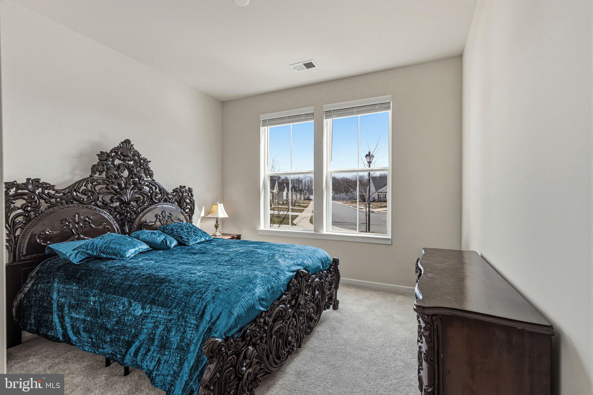 THE CASCADES - Residential