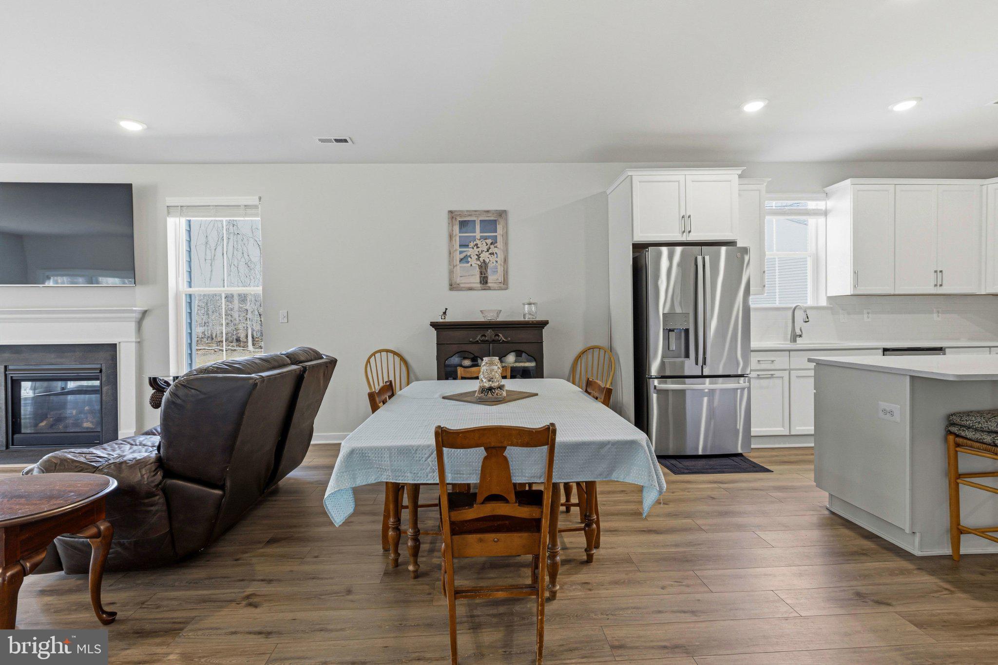 THE CASCADES - Residential