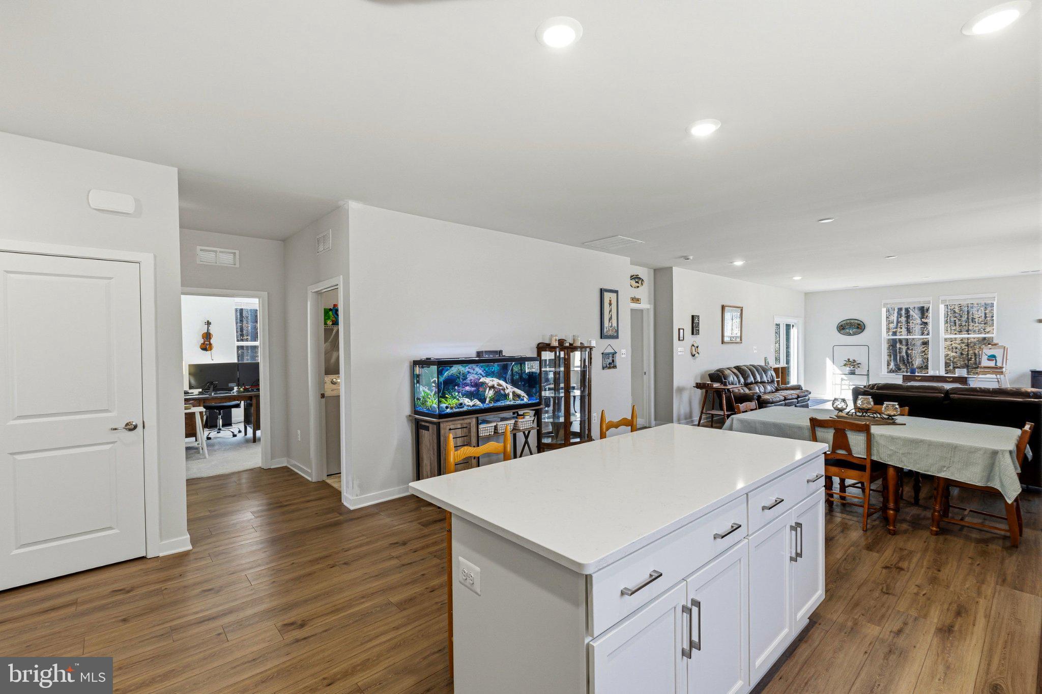 THE CASCADES - Residential