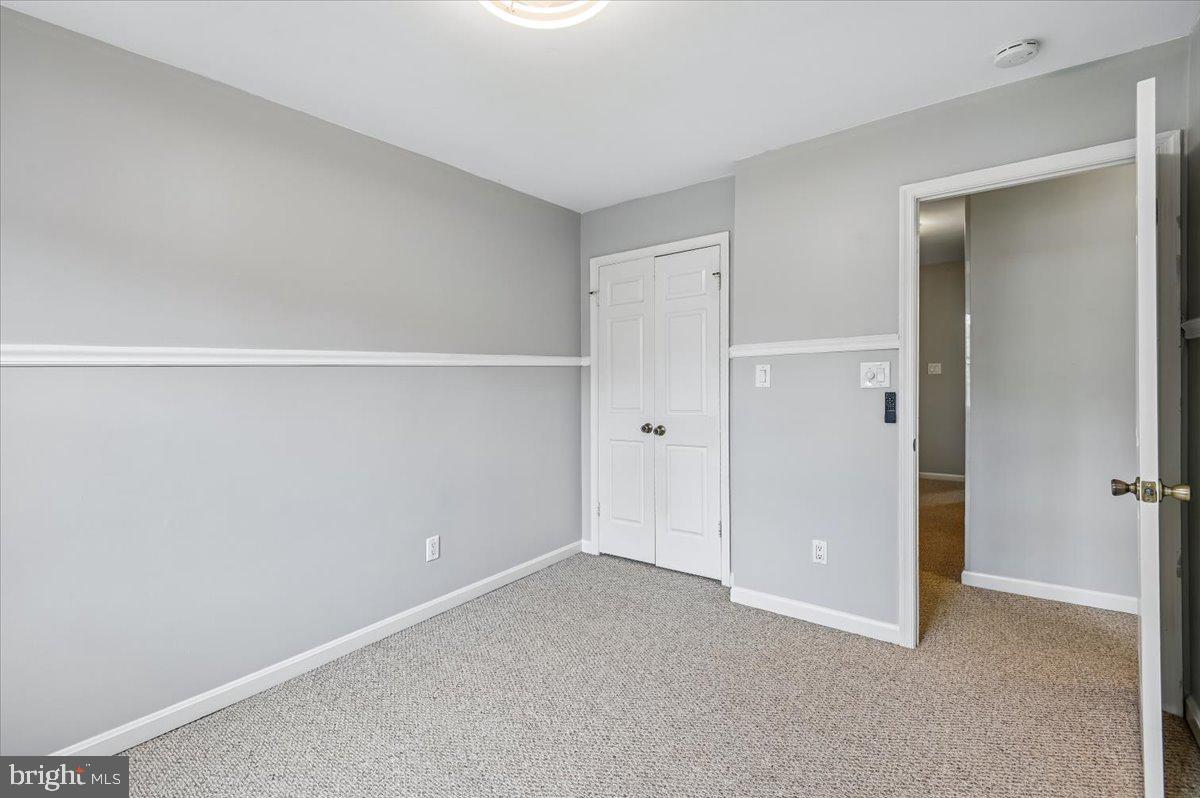 CHARING CROSS - Residential