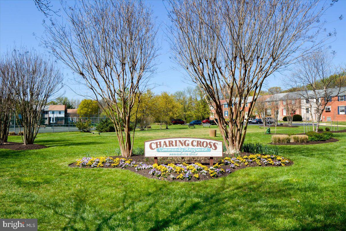 CHARING CROSS - Residential