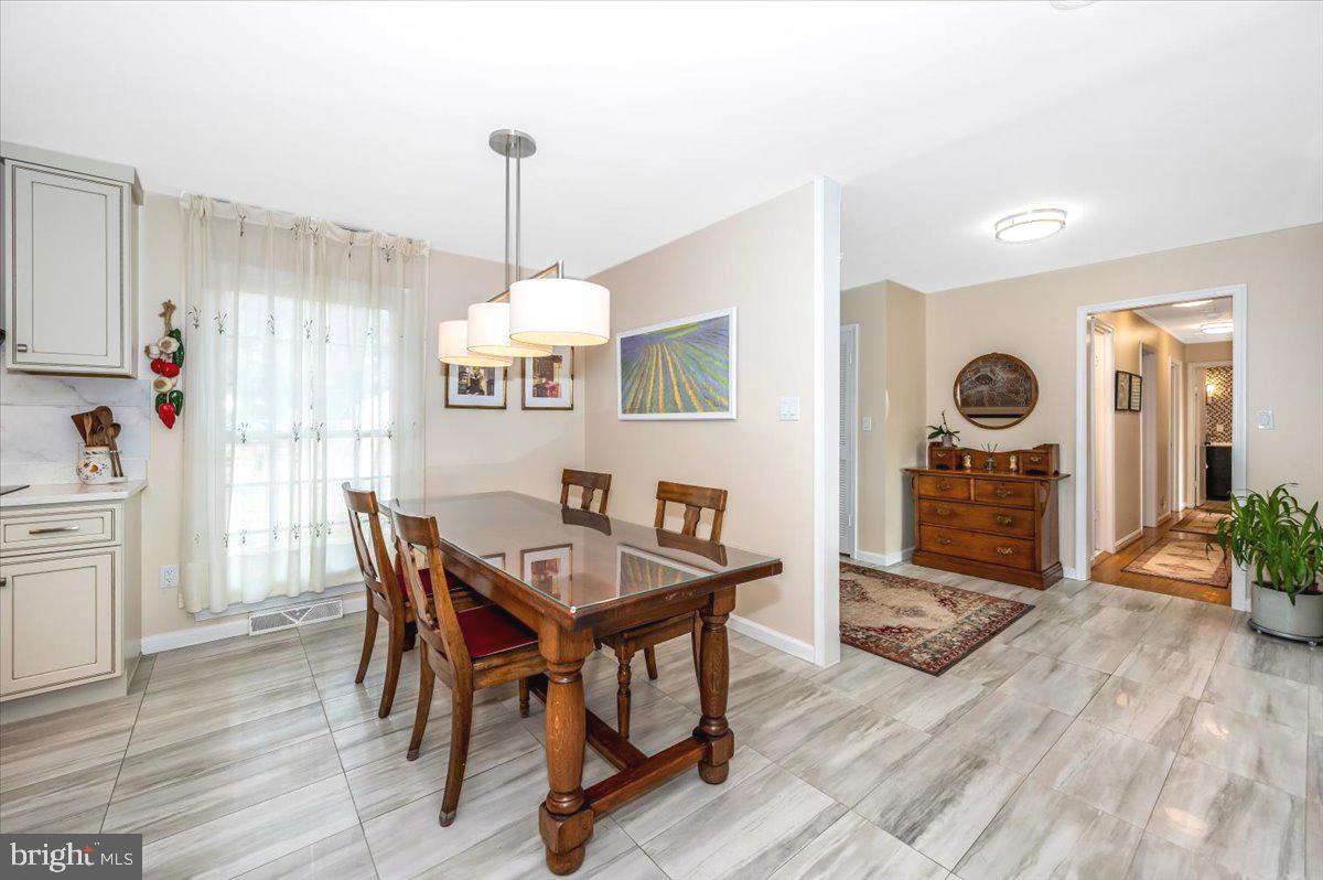 ANCIENT OAK - Residential